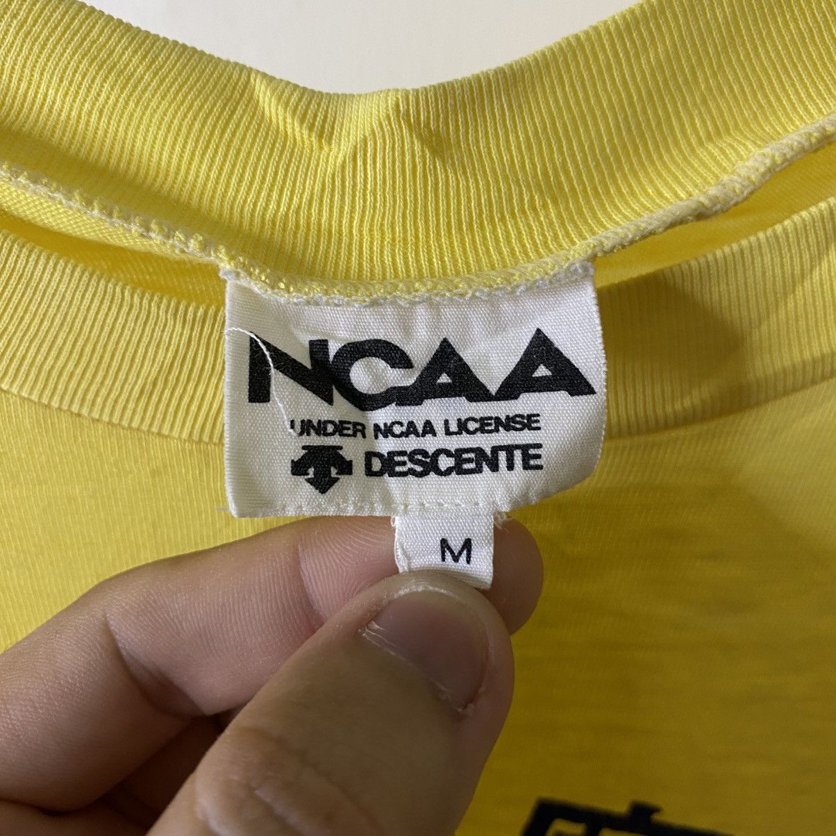 NCAA Vintage 1990s NCAA x Descente Japan Collaboration T Shirt Size US S / EU 44-46 / 1 - 3 Thumbnail