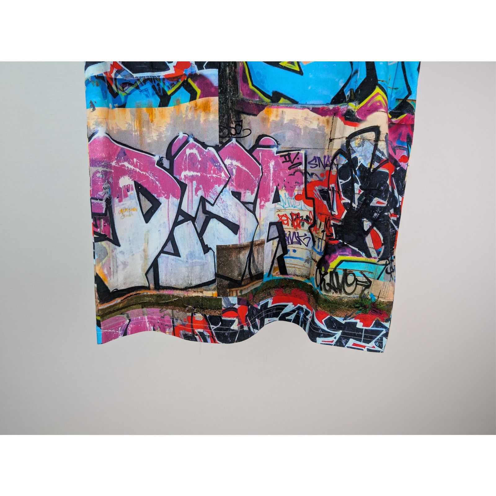 Vivienne Westwood o1rshd1 Classic Graffiti Print T-Shirt in Multiolor Size US S / EU 44-46 / 1 - 4 Thumbnail