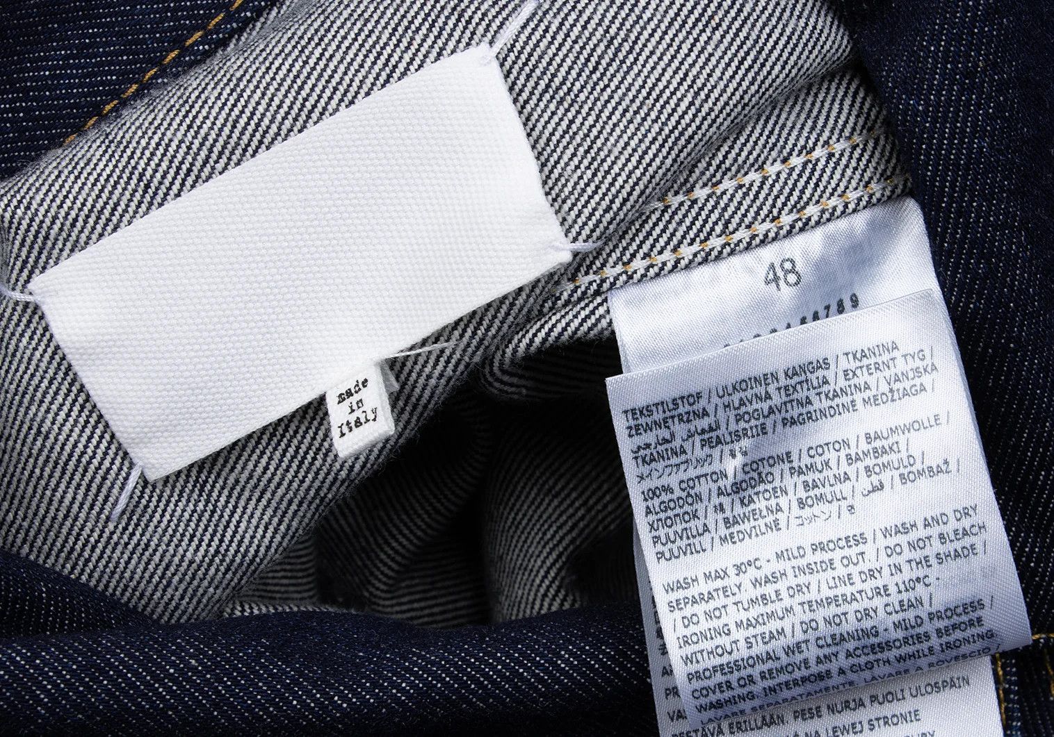 Maison Margiela Denim Trucker Jacket in Indigo, Size 48 Size US M / EU 48-50 / 2 - 19 Thumbnail