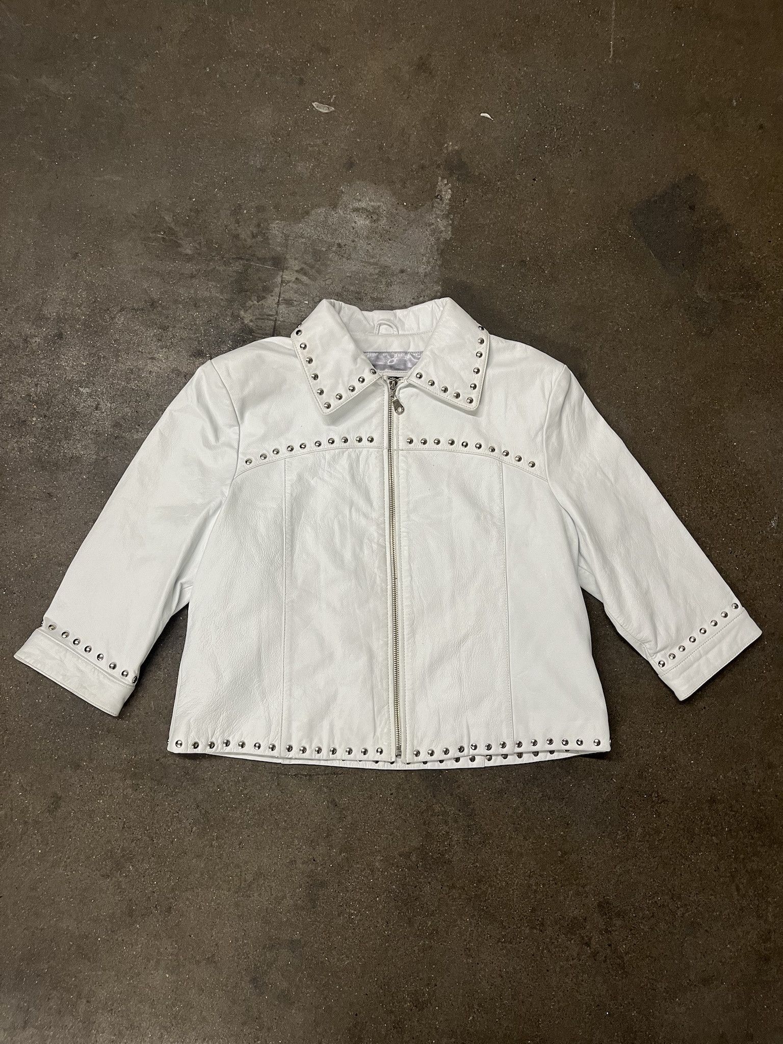Vintage × Wilsons Leather Vintage 1990s Maxima Wilsons Leather White Studded Leather Jacket Size S Size US S / EU 44-46 / 1 - 1 Thumbnail