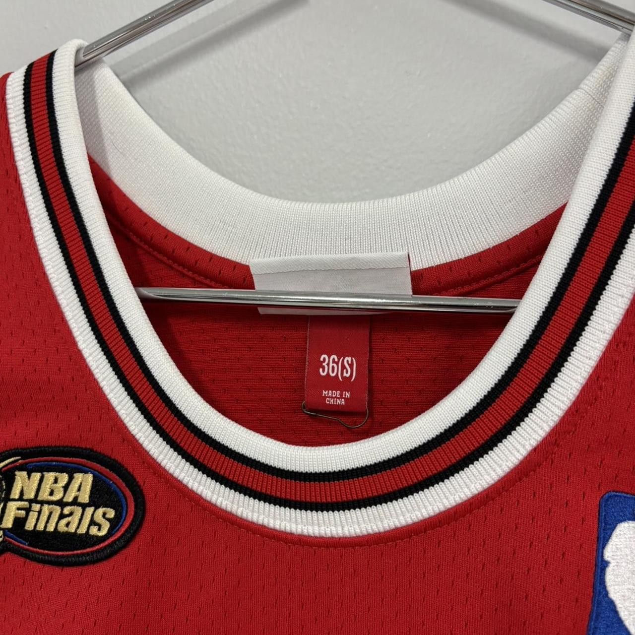 Mitchell & Ness Mitchell & Ness Michael Jordan Bulls NBA Finals Jersey Size US S / EU 44-46 / 1 - 3 Thumbnail