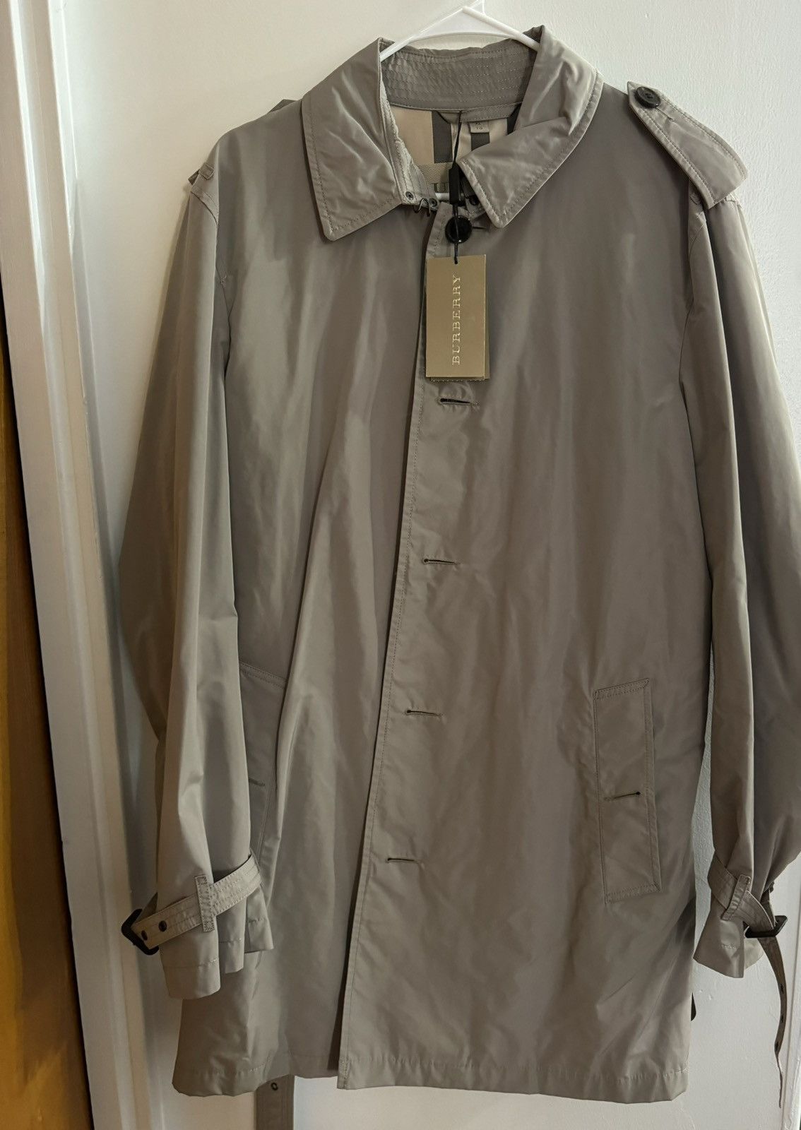 Image of Burberry Trench Coat in Beige, Men's (Size XL)