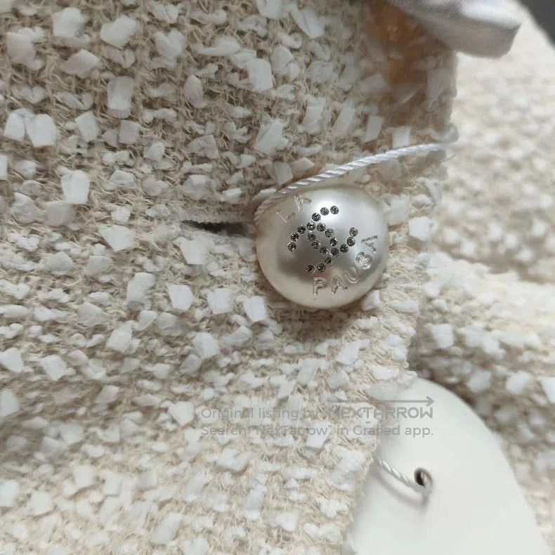 Chanel Chanel Cruise series beige jacket Size XS / US 0-2 / IT 36-38 - 4 Thumbnail