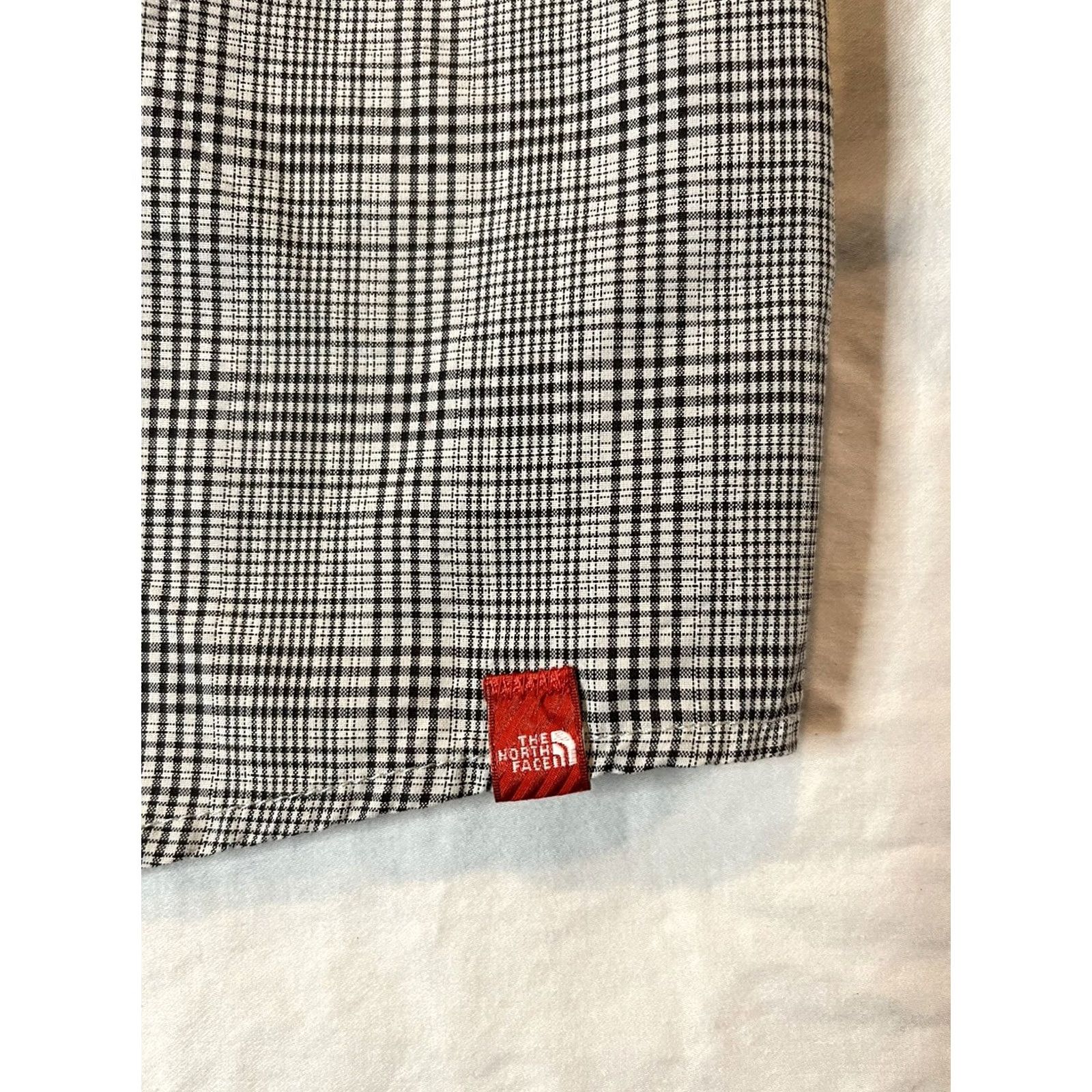 The North Face The North Face Shirt Mens XL Long Sleeve Button-Up Nylon Fishing Casual Workwear Travel GrIay Size US XL / EU 56 / 4 - 4 Thumbnail