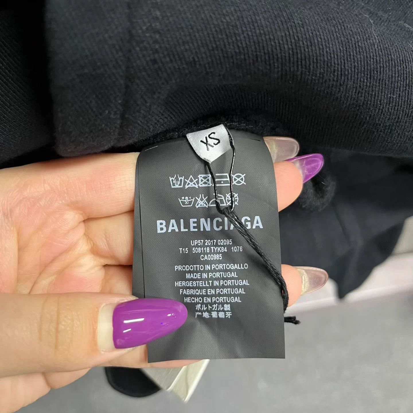 Balenciaga Balenciaga black and red logo print hoodedwith pockets. Size US XS / EU 42 / 0 - 4 Thumbnail