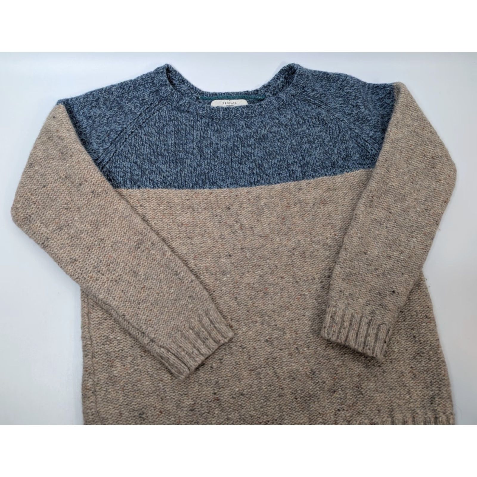 Paradise Trovata Birds of Paradis Lambswool Colorblock Sweater Blue Beige Size M (fits smaller) Pullover Crew Neck Long Sleeve Women Shirt/ Sweater Size M / US 6-8 / IT 42-44 - 2 Thumbnail