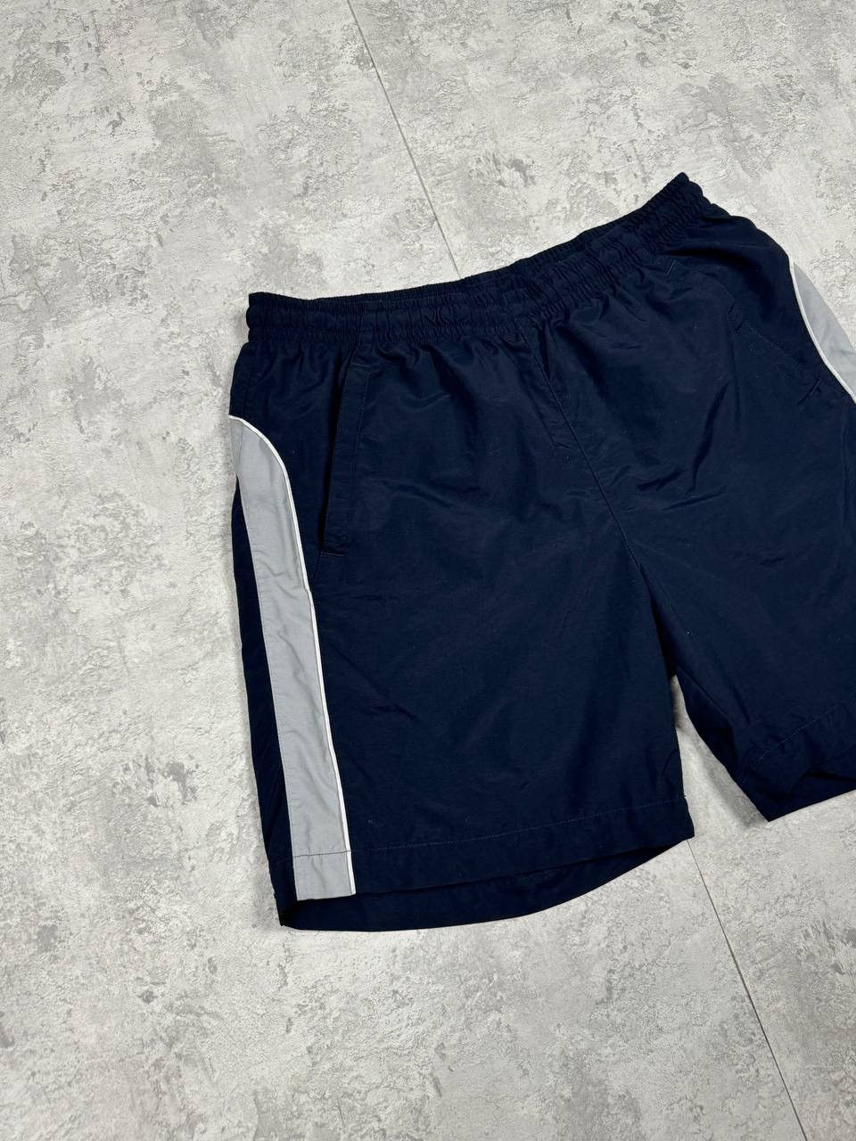 Nike Vintage Nike y2k Shorts Size M Size US 32 / EU 48 - 2 Thumbnail