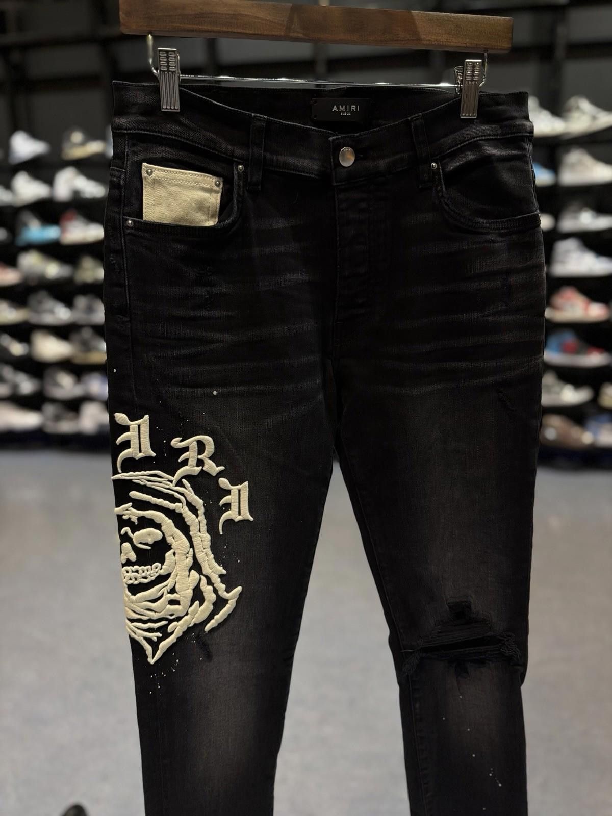 Amiri Size 32 - Amiri Wes Lang Patch Jeans 100% Authentic NEW Size US 32 / EU 48 - 6 Thumbnail