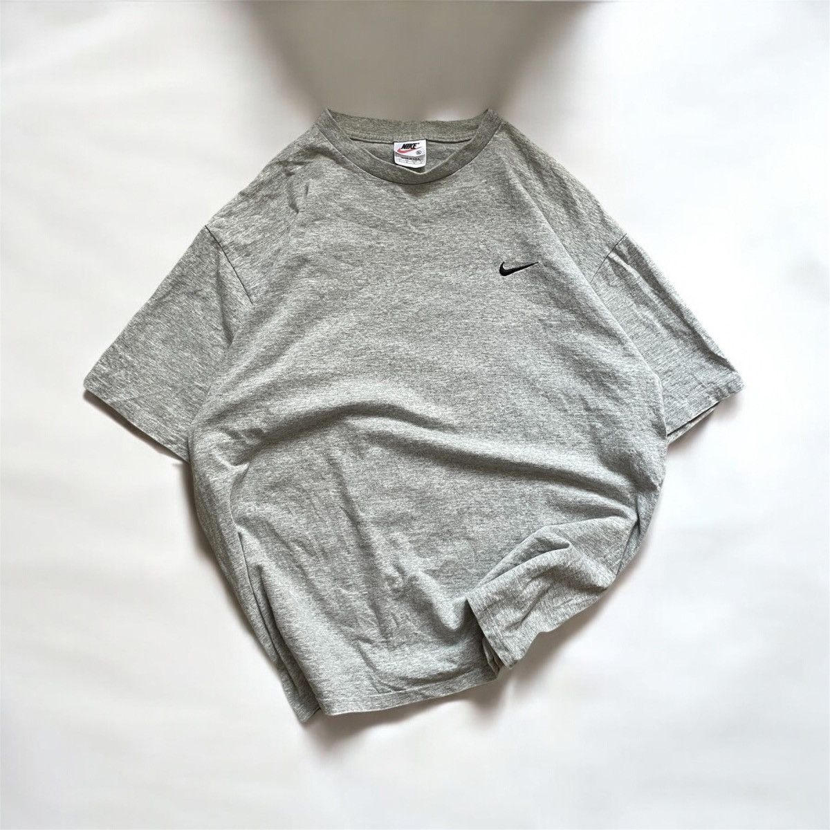 Nike Vintage Nike Shirt Y2K Gray T-Shirt Black Swoosh Just Do It Size US XL / EU 56 / 4 - 1 Thumbnail