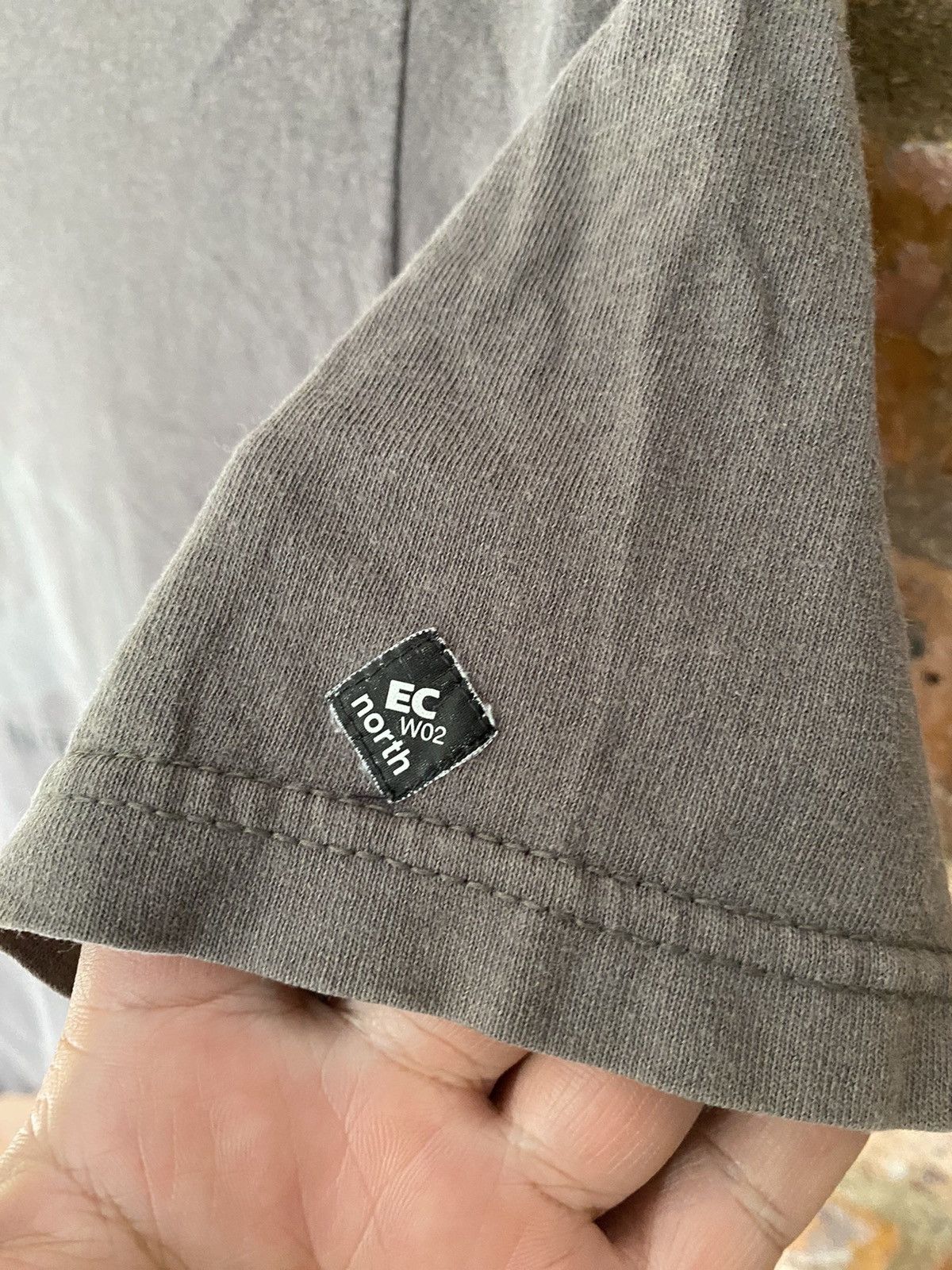 AW2002 Electric cottage Wtaps hand logo