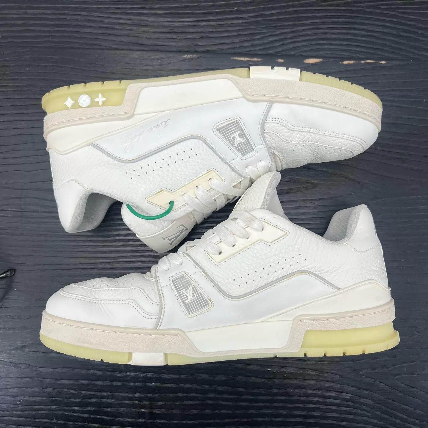 Louis Vuitton LV Trainer White Cement 8.5 US Orig Box Like New Size US 8.5 / EU 41-42 - 2 Thumbnail
