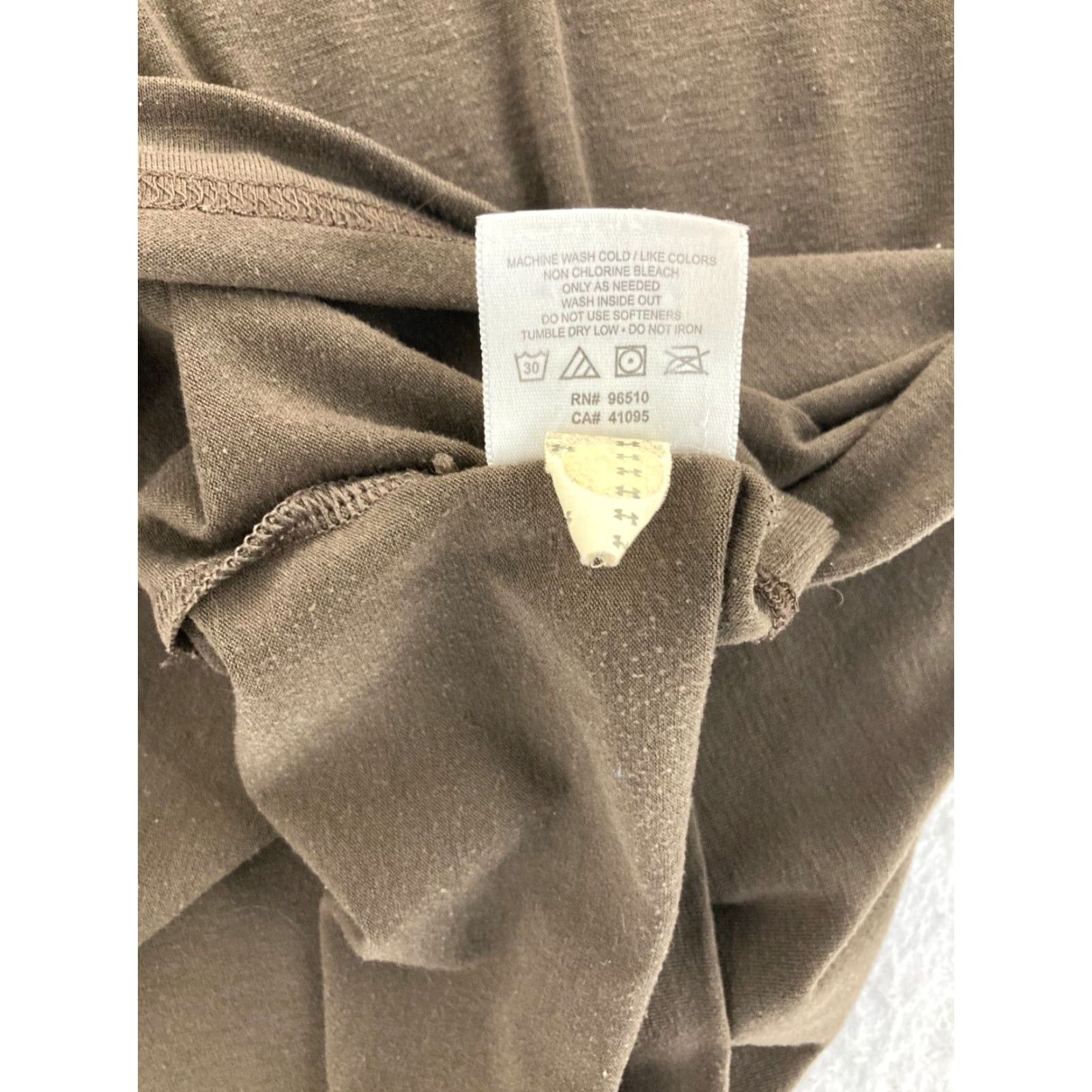 Under Armour Under Armour Shirt Mens Large Brown Color Block Sports HeatGear T-Shirt Mens Size US L / EU 52-54 / 3 - 7 Thumbnail