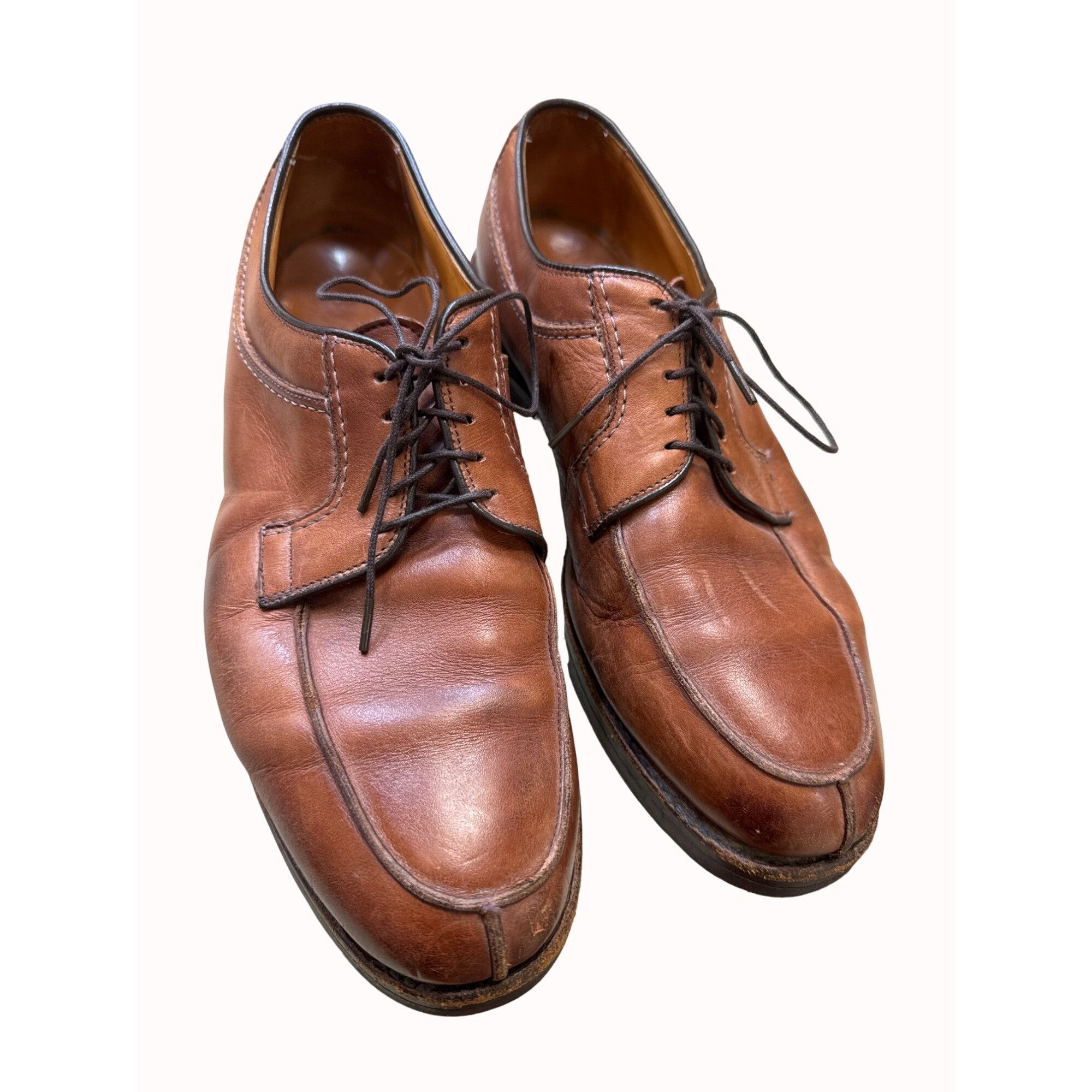 Allen Edmonds Allen Edmonds men’s brown leather dress up laced Oxford shoe Size US 9.5 / EU 42-43 - 1 Thumbnail