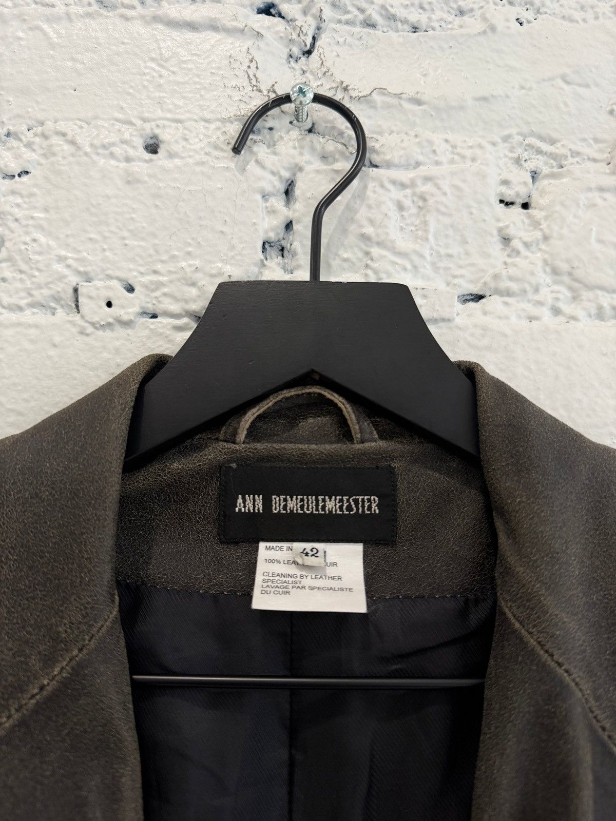 Ann Demeulemeester ANN DEMEULEMEESTER CRACKED LEATHER TRENCH COAT Size US XS / EU 42 / 0 - 3 Thumbnail