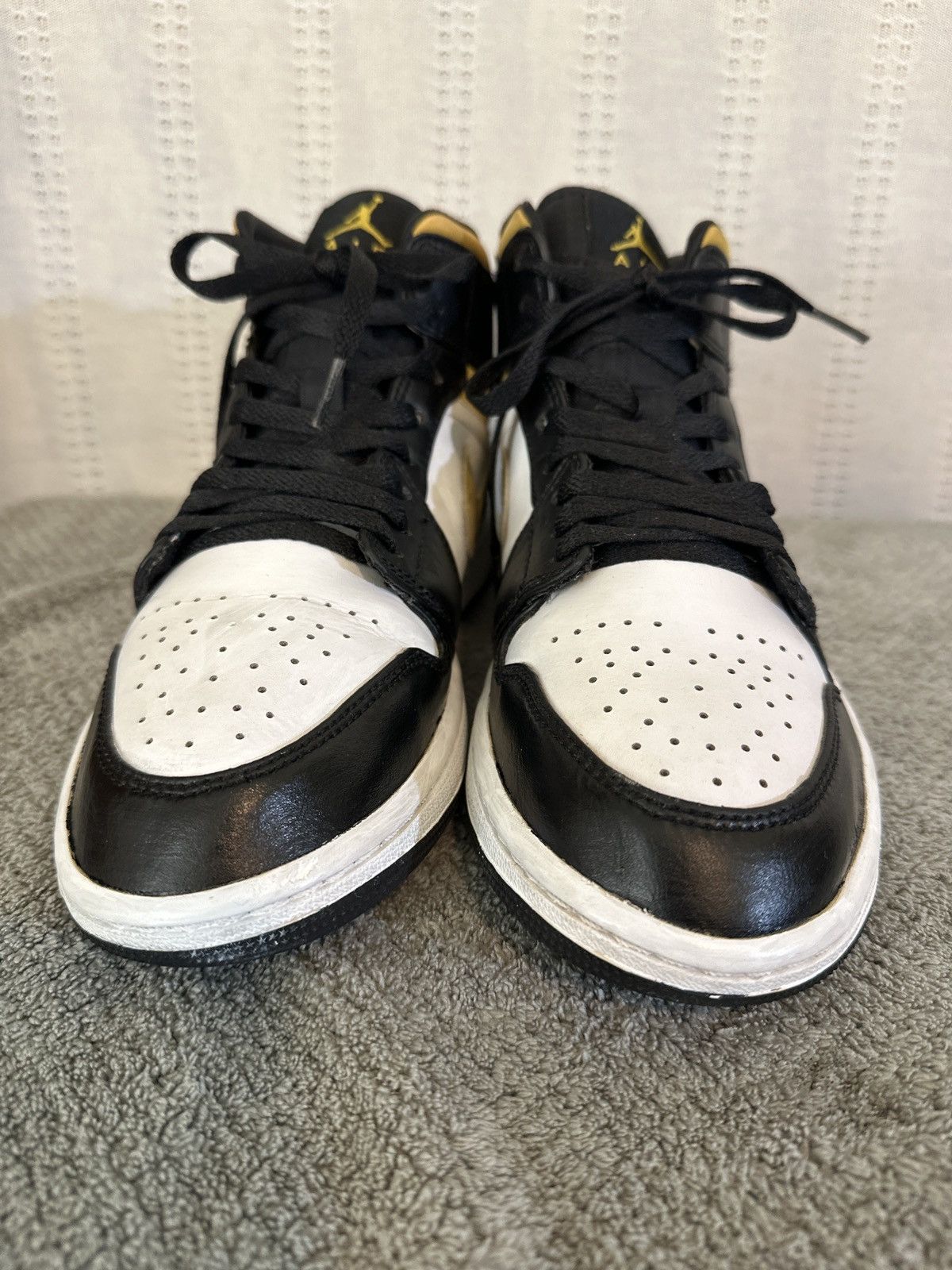 Jordan Brand Jordan 1 Mid White Pollen Black Size US 8 / EU 41 - 3 Thumbnail