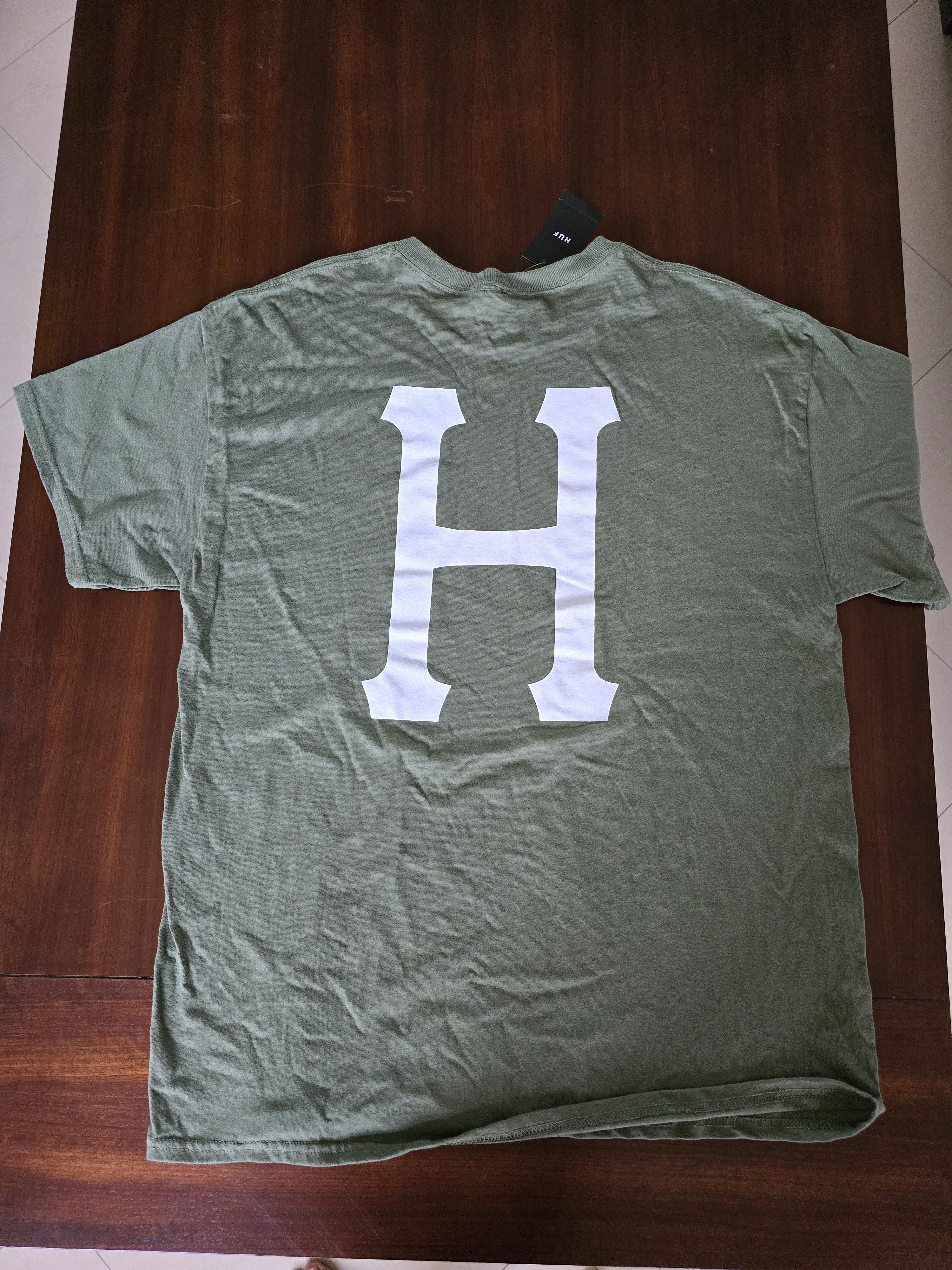 Huf HUF Classic Logo T Shirt Brand New Military Green Size XL Size US XL / EU 56 / 4 - 2 Thumbnail