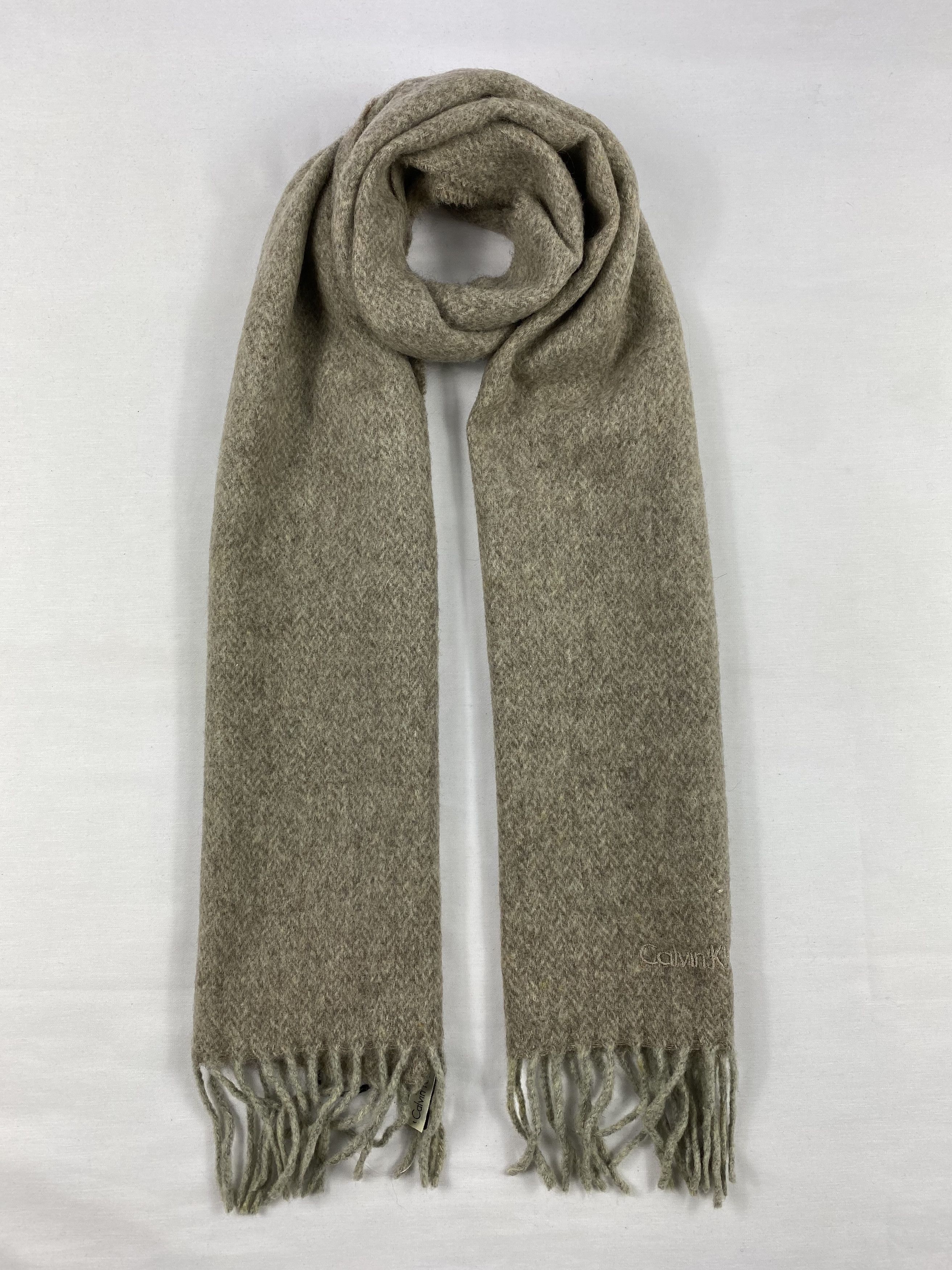 Calvin Klein Calvin Klein Scarf / Muffler / Neckwear Size ONE SIZE - 1 Thumbnail