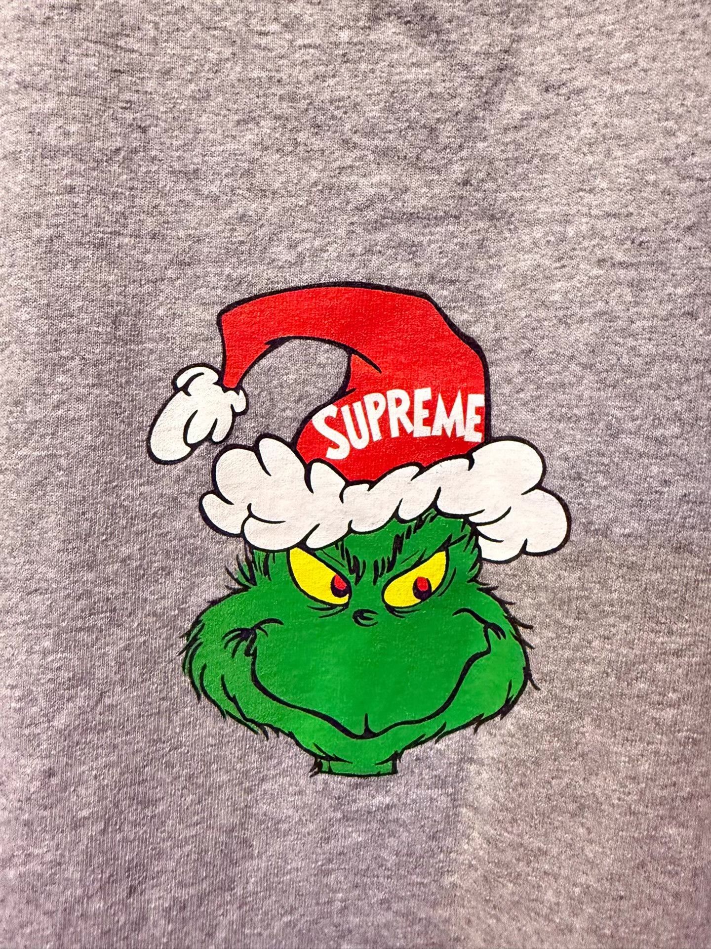 Supreme Supreme The Grinch Christmas Tee Navy Gray Ｑ20 Size US XL / EU 56 / 4 - 3 Thumbnail