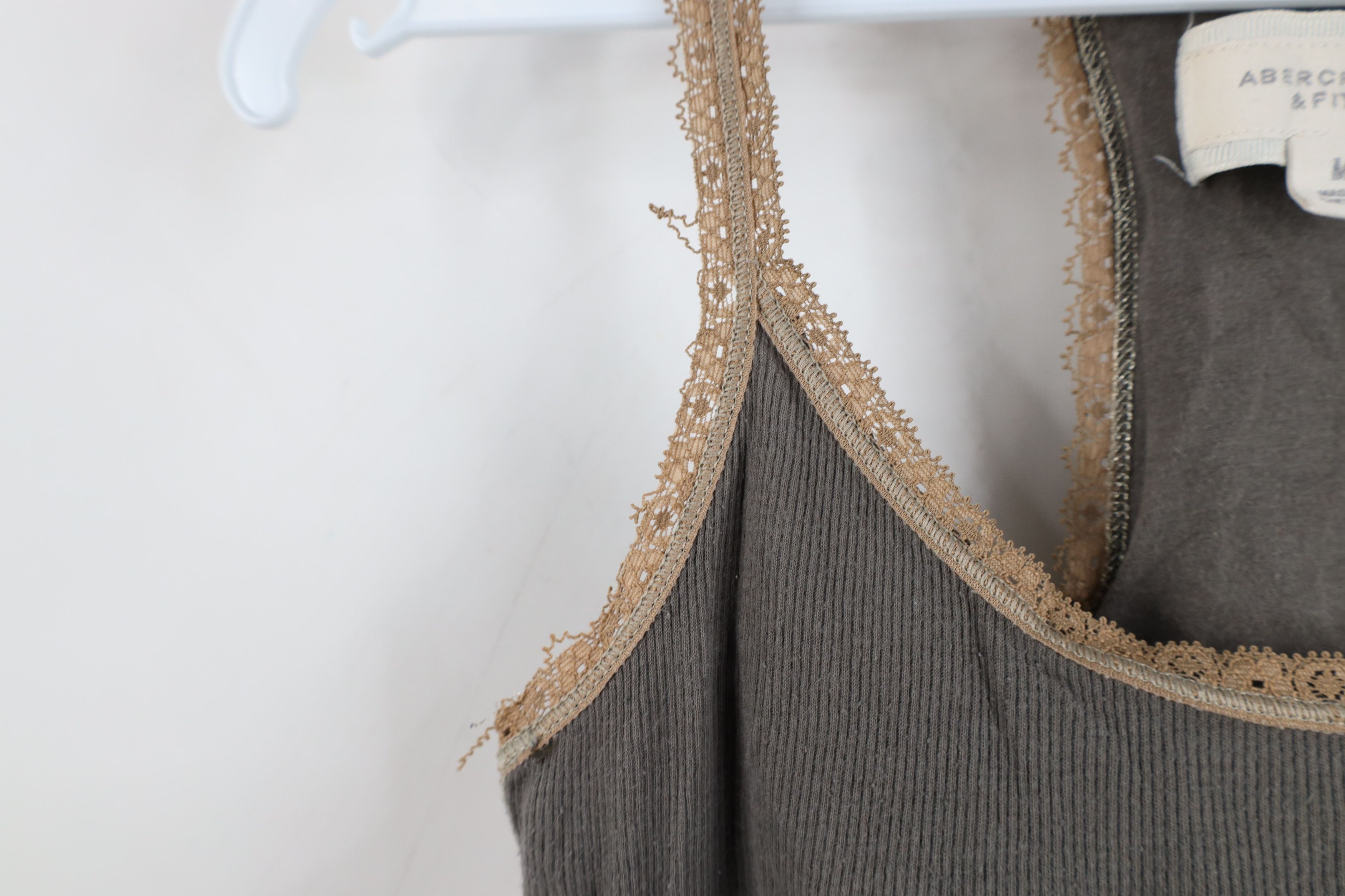 Abercrombie & Fitch Vintage 90s Y2K Abercrombie & Fitch Lace Tank Top T-Shirt Size M / US 6-8 / IT 42-44 - 7 Thumbnail