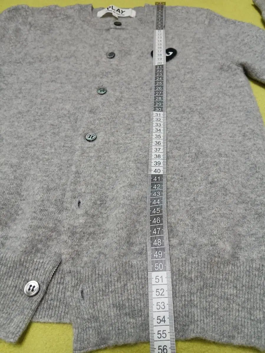 Comme des Garcons PLAY gray Comme des Garçons Play cardigan size M Size US M / EU 48-50 / 2 - 4 Thumbnail
