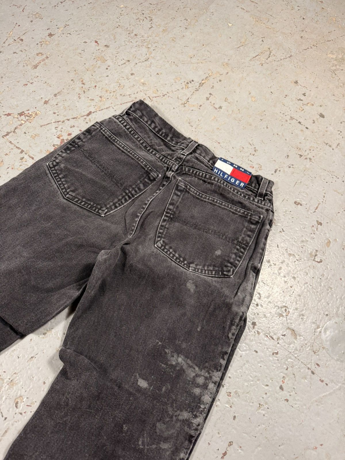 Tommy Hilfiger Vintage Tommy Hilfiger Bleach Faded Jeans Size US 29 - 5 Thumbnail