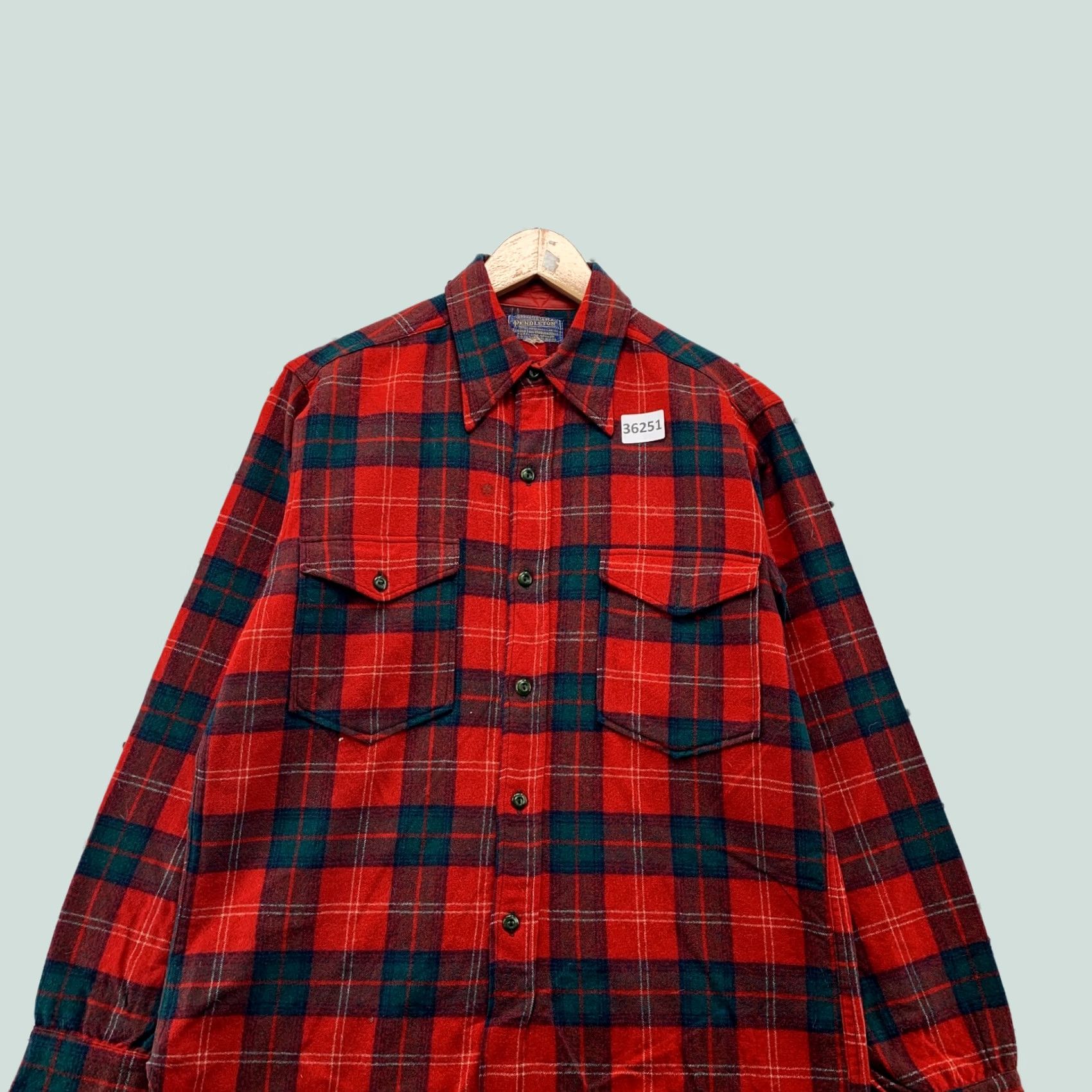 Pendleton Vintage Pendleton Shirt Mens Large Red Plaid Wool Long Sleeve Button Made USA Size US L / EU 52-54 / 3 - 1 Thumbnail