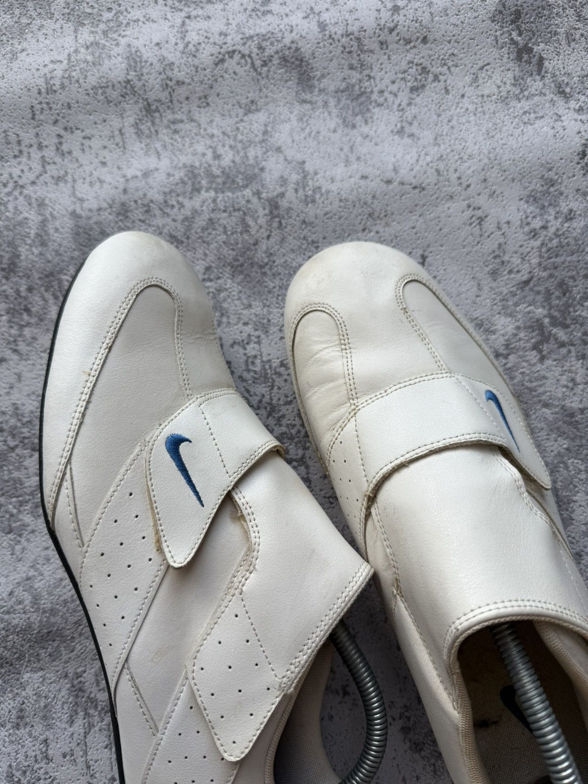 Japanese Brand Vintage 2010 Nike Y2K Roubaix II V Leather Sneakers Size US 10 / EU 43 - 8 Thumbnail