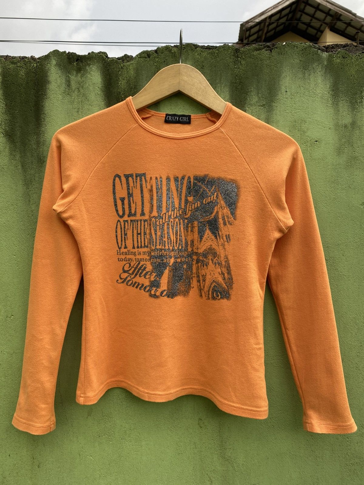 Japanese Brand Crazy Girl Vintage Y2k Graphic Japanese Raglan Long Sleeve Size L / US 10 / IT 46 - 1 Thumbnail