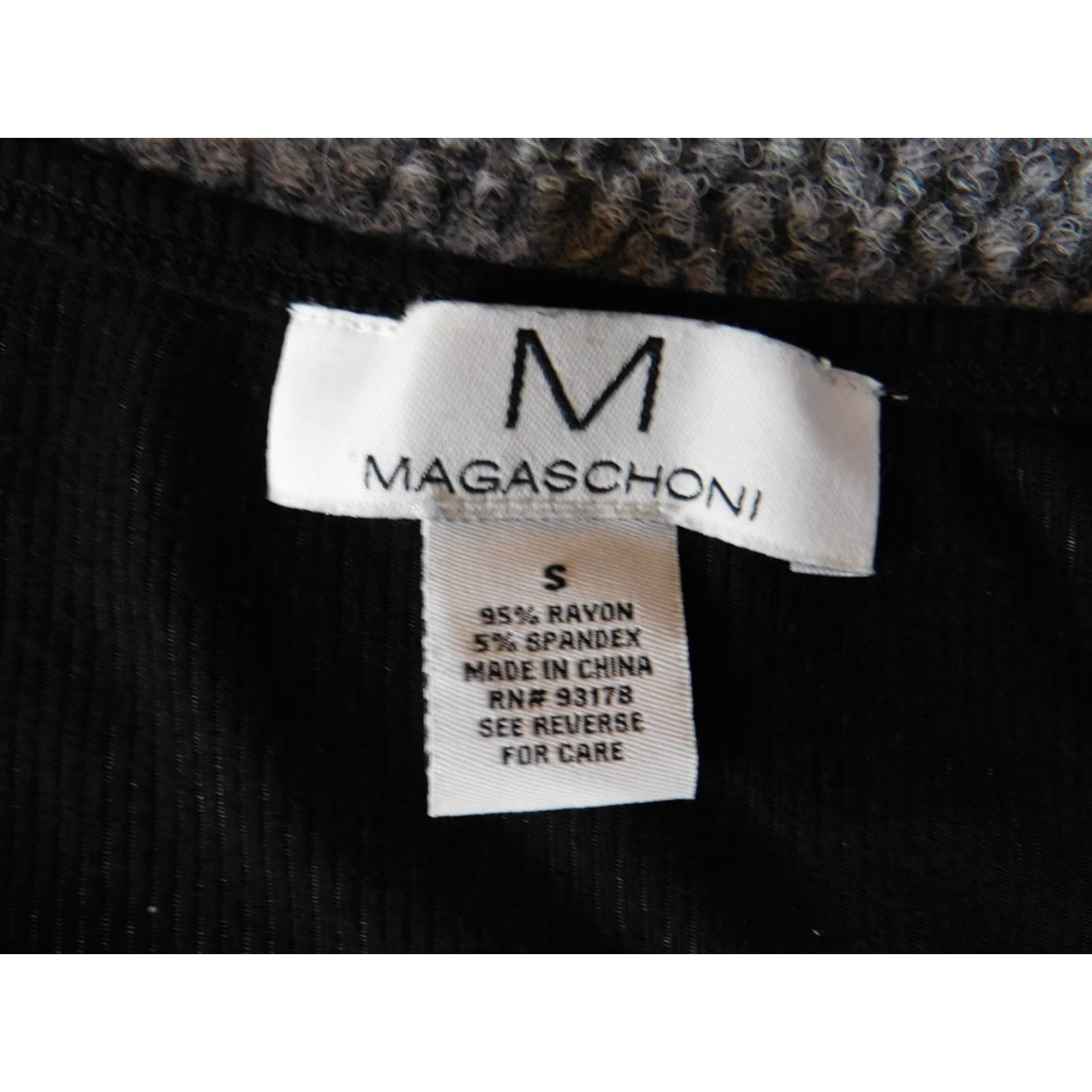 Vintage Magaschoni Womens Sweater S black pullover stretch rayon classic Puff Sleeve Bow Button Crew Neck Knit Thermal Size S / US 4 / IT 40 - 3 Thumbnail