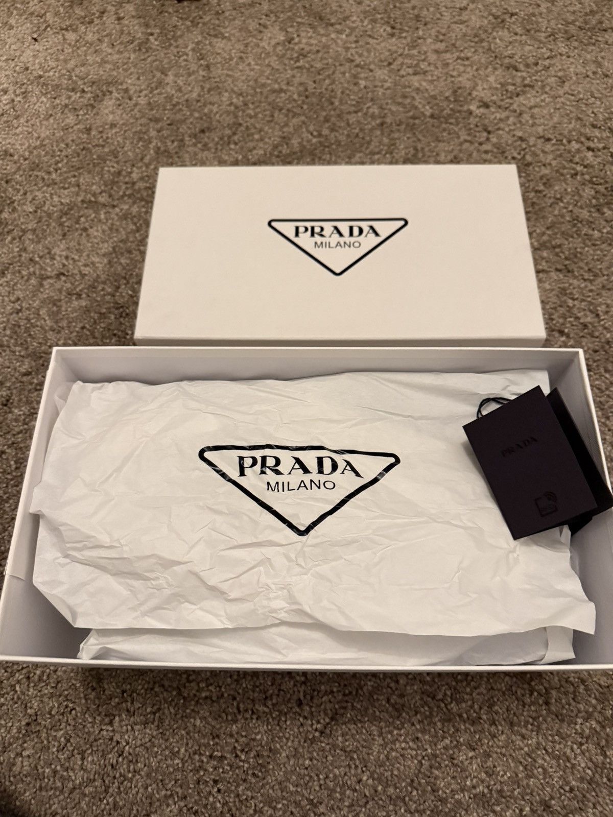 Prada Prada beach slip on slides logo plaque blue 41 Size US 8 / EU 41 - 13 Thumbnail