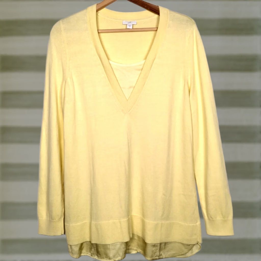 J. Jill - "Yellow Satin" is the most common feature of item Size S / US 4 / IT 40 - 1 Thumbnail