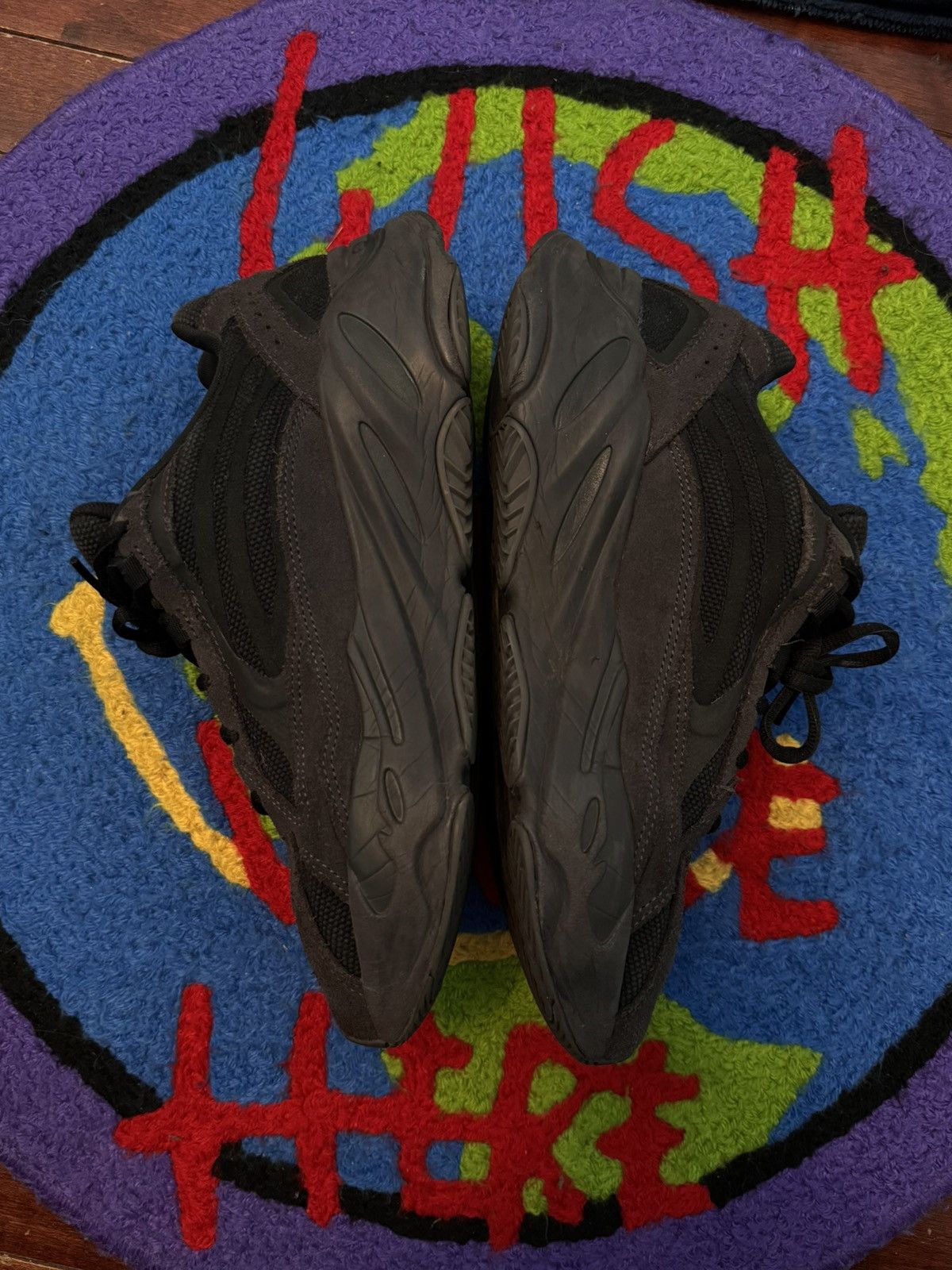 Adidas × Kanye West × Yeezy ADIDAS YEEZY 700 BOOST 700 V2 VANTA Size US 9.5 / EU 42-43 - 2 Thumbnail