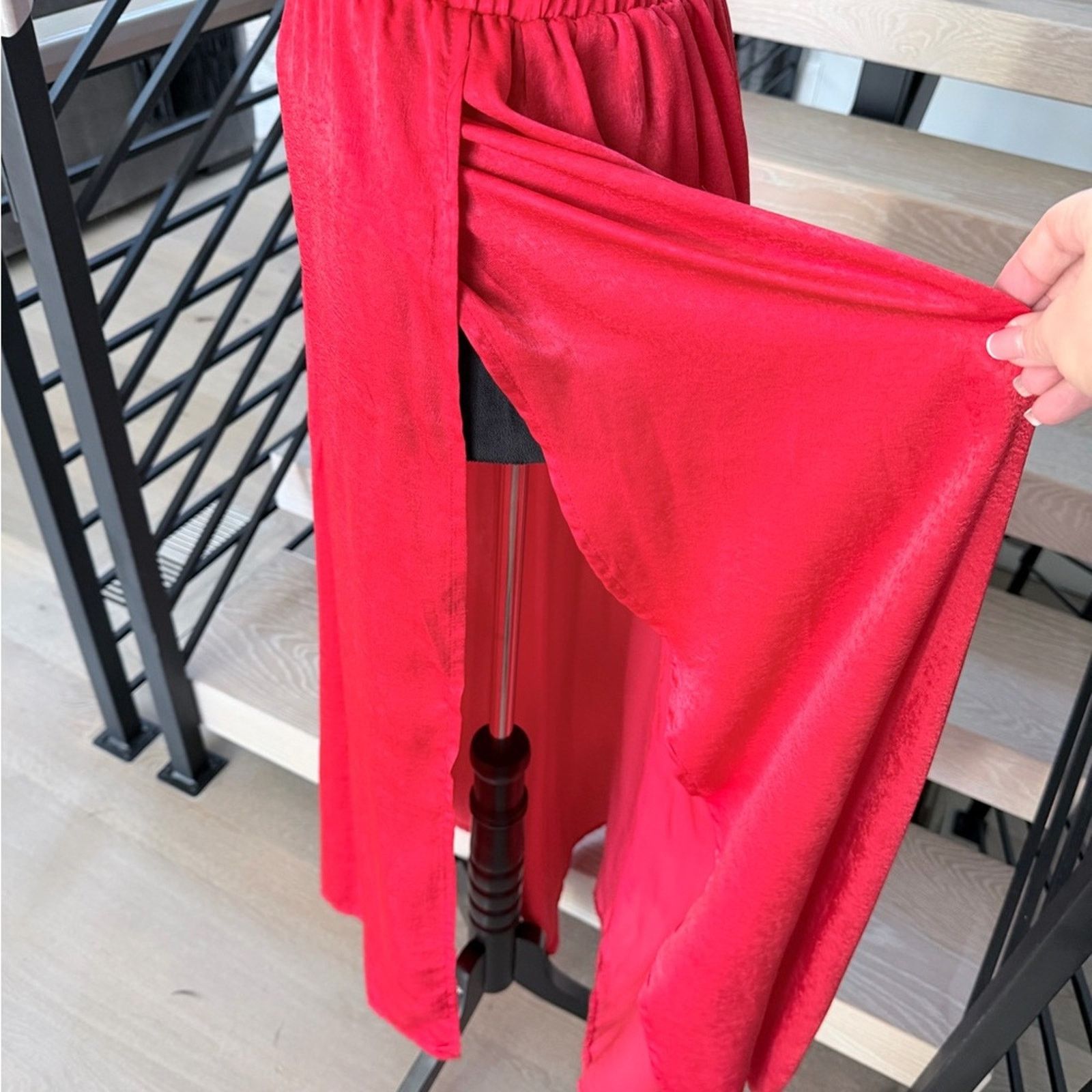 Other New Shimmery Red Halter Maxi Dress size XS Size XS / US 0-2 / IT 36-38 - 9 Thumbnail