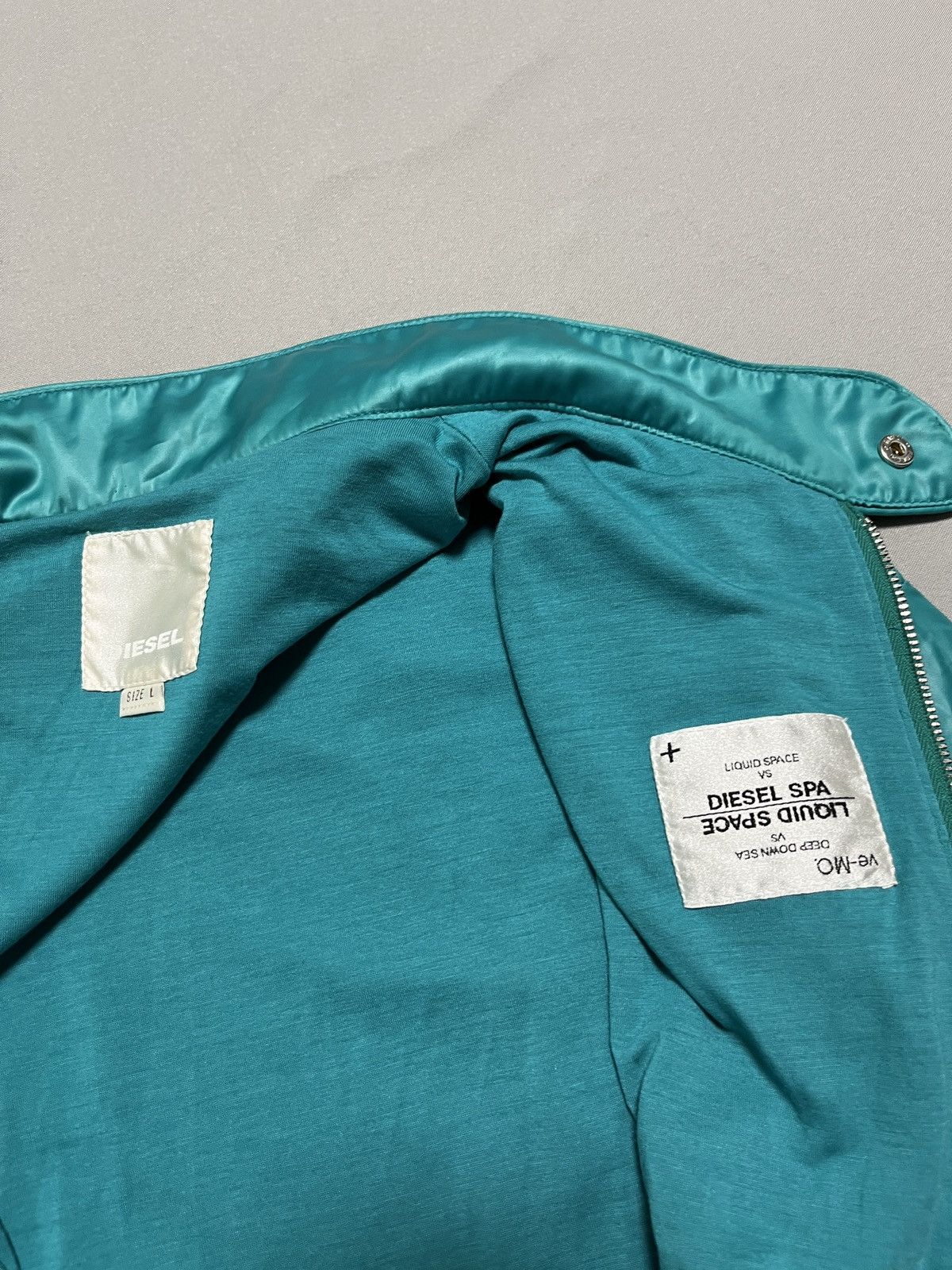 Diesel Diesel Turquoise Liquid Space Super Rare Bomber Jacket Size L / US 10 / IT 46 - 13 Thumbnail
