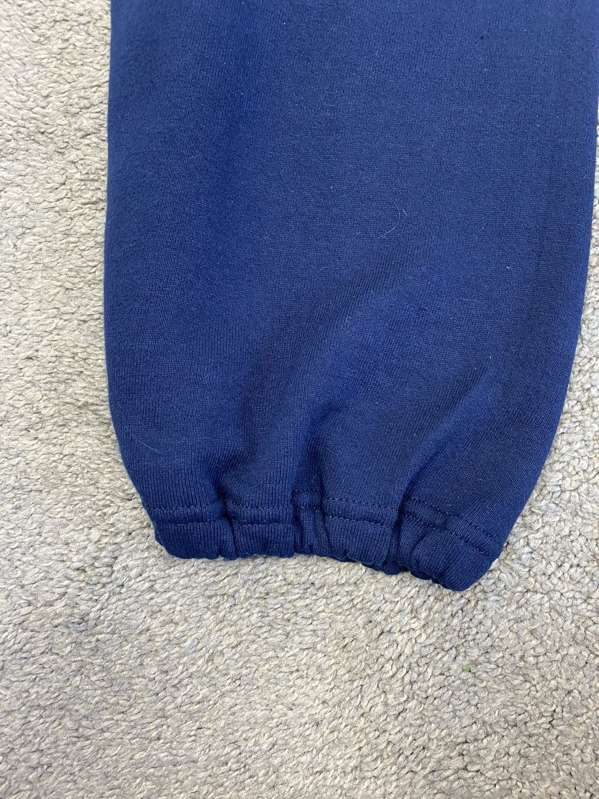 Vintage Vintage 90s navy u of m russell athletic sweatpants Size US 32 / EU 48 - 4 Thumbnail