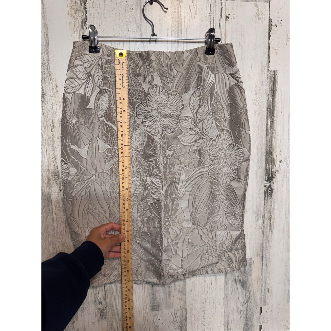 Other Frascara Silk Blend Floral Jacquard Pencil Skirt Beige Size Size 27" / US 4 / IT 40 - 5 Thumbnail