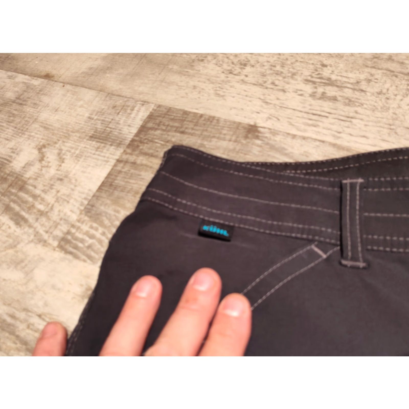 Vintage Kuhl Performance Cargo Shorts Men 38 Gray Charcoal Lightweight Utility Hiking Camping Size US 38 / EU 54 - 2 Thumbnail