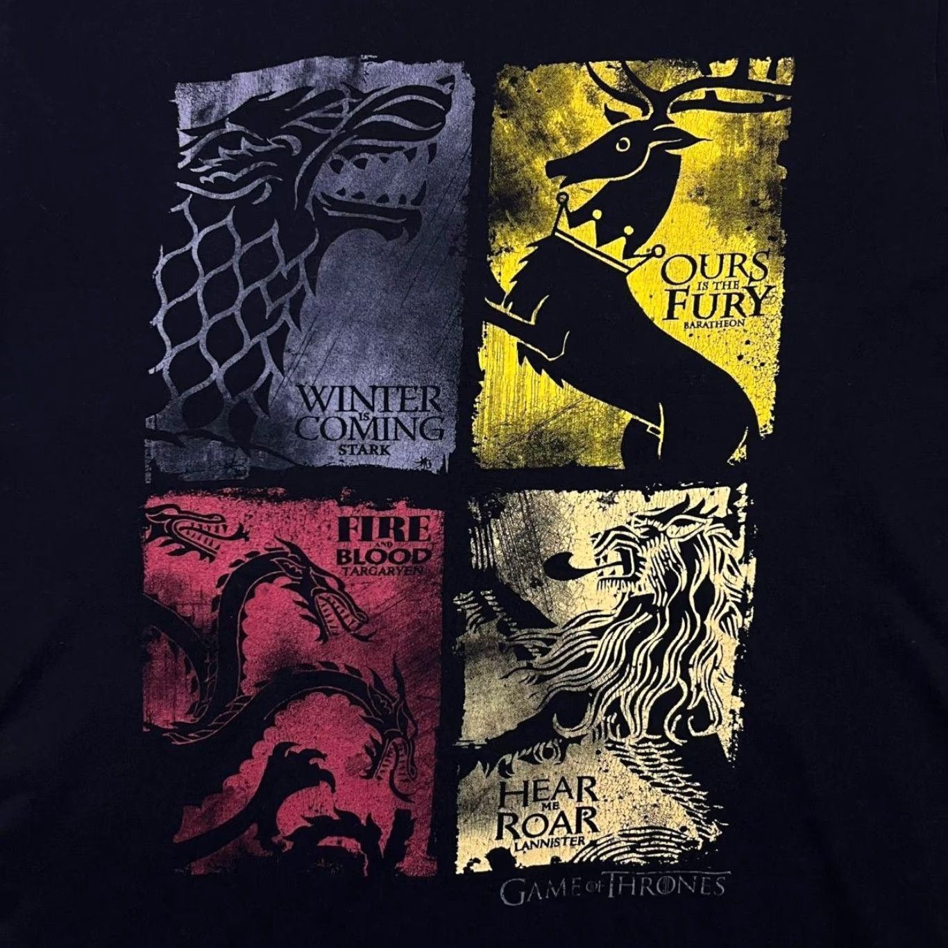 Vintage Game Of Thrones Shirt Mens Large Black Graphic Spellout Front T-Shirt 2016 TV Show Graphic Print Short Sleeve Cotton Logo 90s? Size US L / EU 52-54 / 3 - 4 Thumbnail