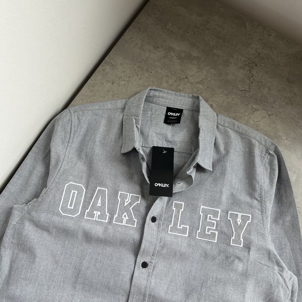 Oakley New! Oakley Big Logo Shirt M Size US M / EU 48-50 / 2 - 2 Thumbnail