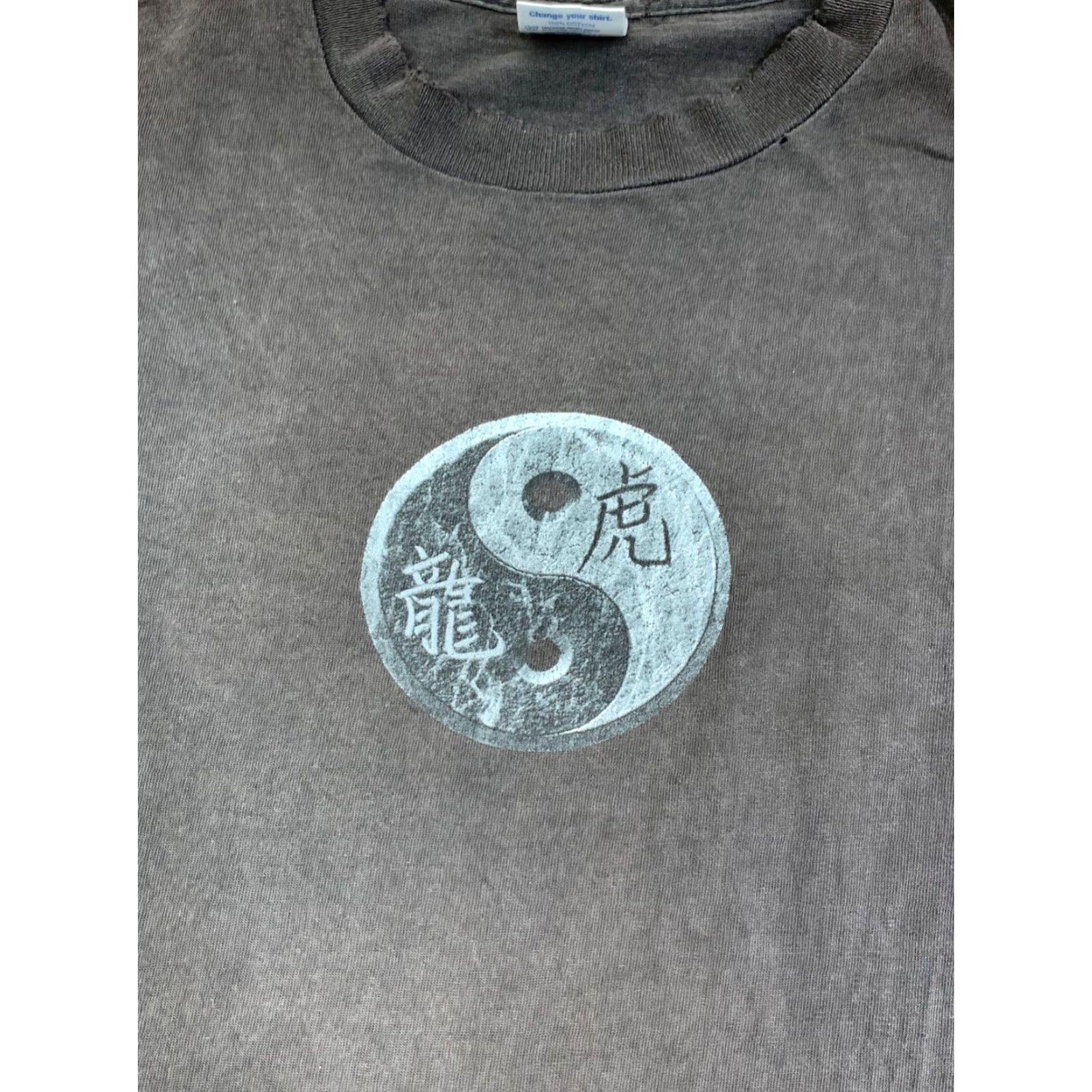 Delta VINTAGE Delta Shirt Men L Black Dragon Tiger Y2K Distressed Graphic Print Crew Neck Short Sleeve Size US L / EU 52-54 / 3 - 4 Thumbnail