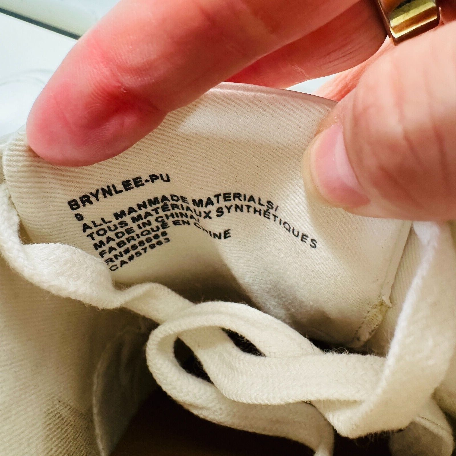 Other Susina White Leatherette Brynlee Closed Toe SlideIn Sneakers Size US 9 / IT 39 - 13 Thumbnail