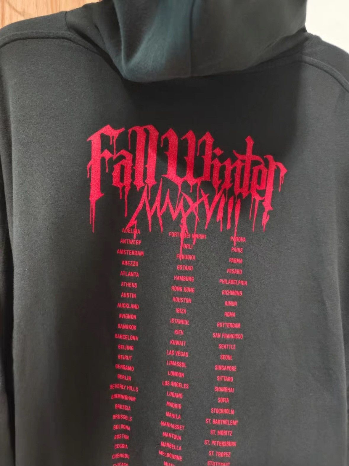 Vetements Vetements Hoodie Size US M / EU 48-50 / 2 - 2 Thumbnail