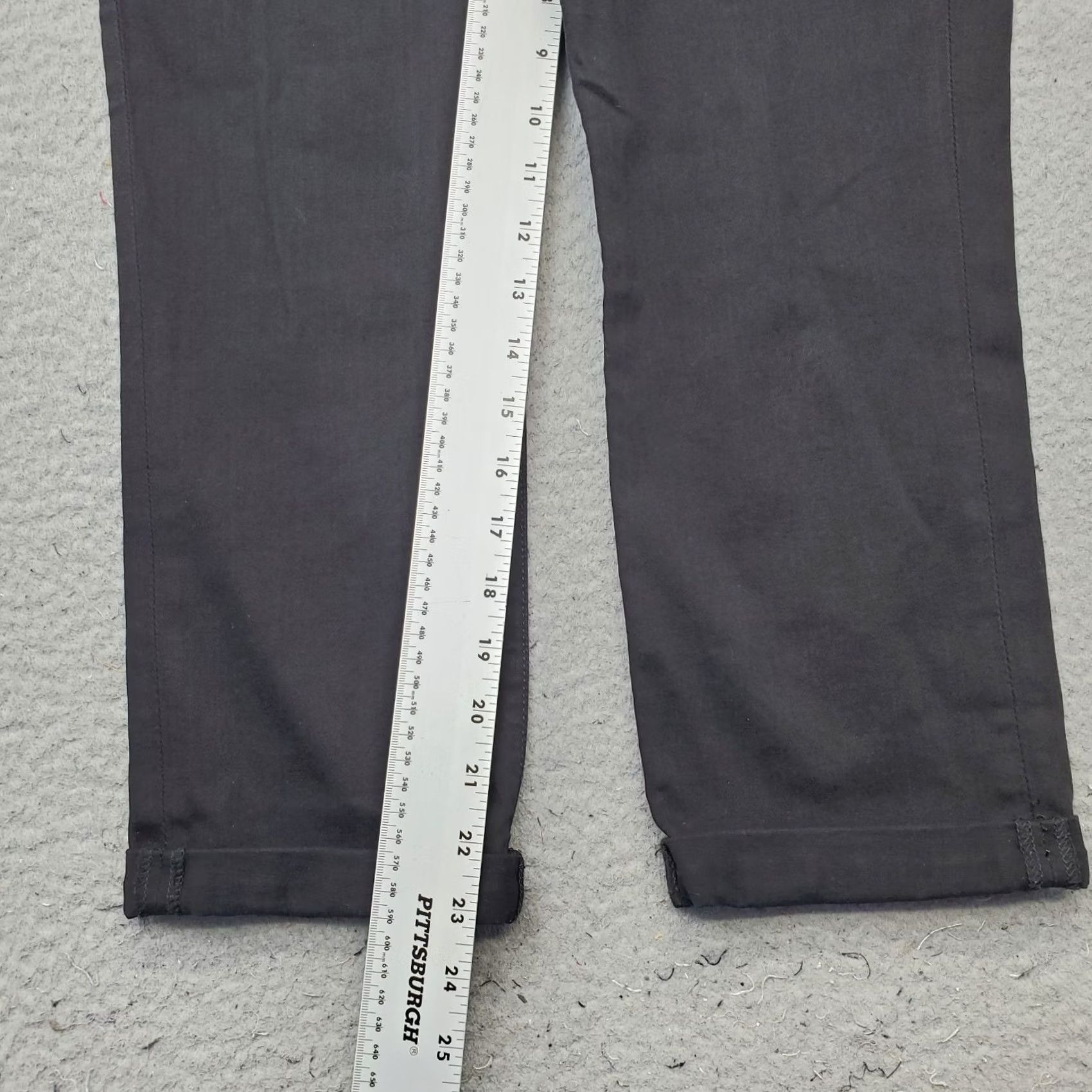 7 For All Mankind 7 For All Mankind The Skinny Crop & Roll Jeans Womens 30 Black Streetwear Cuffed (Pre-owned) Mens, Womens, Girls, Boys Size 30" / US 8 / IT 44 - 4 Thumbnail