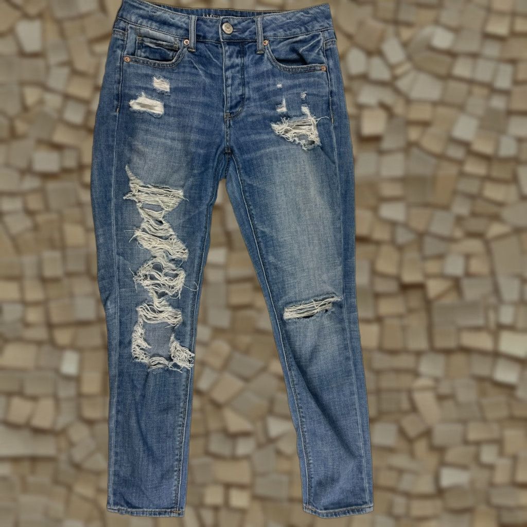 American Eagle Outfitters American Eagle Outfitters Jeans Women's 4 Blue Denim Tomgirl Distressed Size 27" / US 4 / IT 40 - 1 Thumbnail