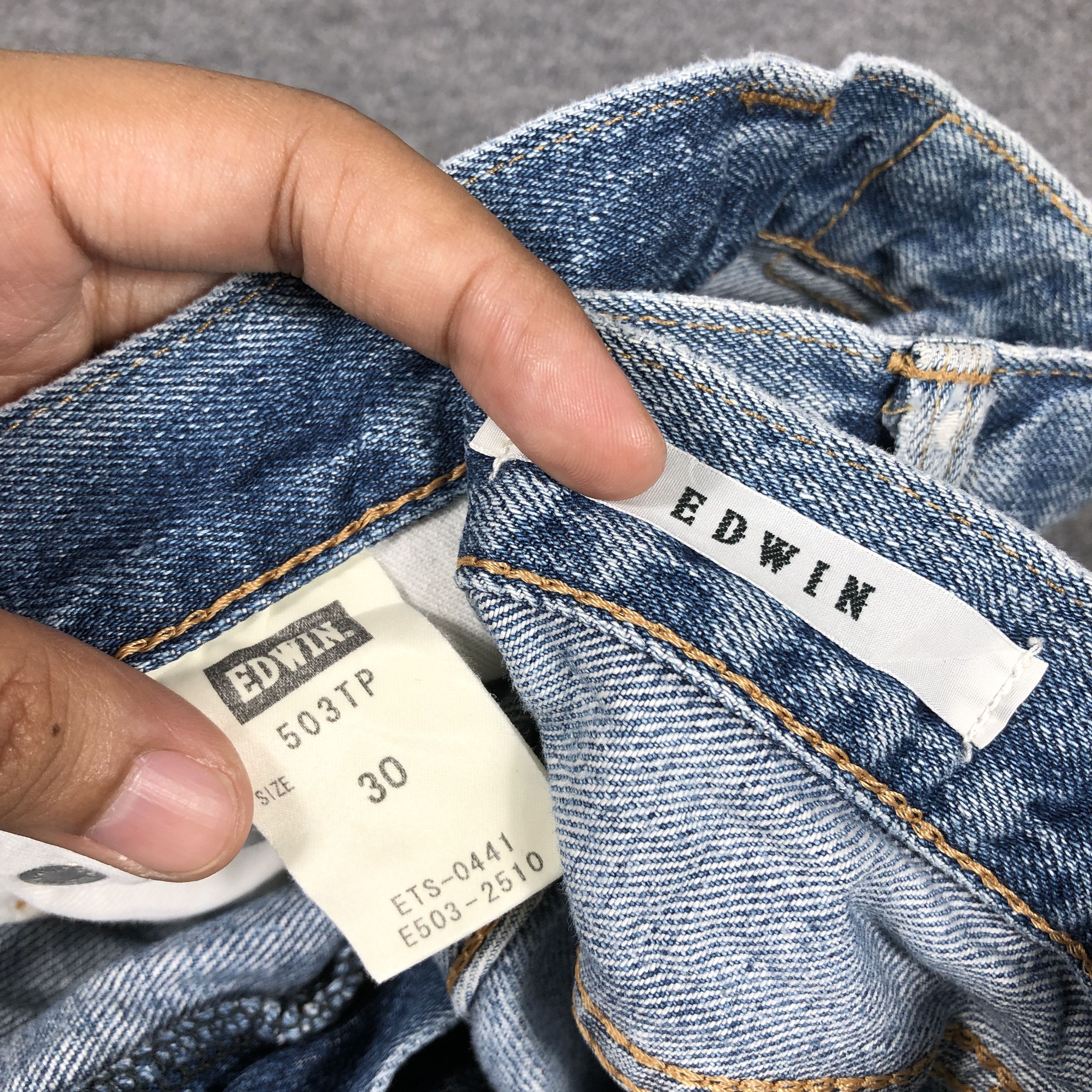 Edwin × Vintage Vintage Edwin Light Blue Wash Jeans L1182 Size US 31 - 9 Thumbnail