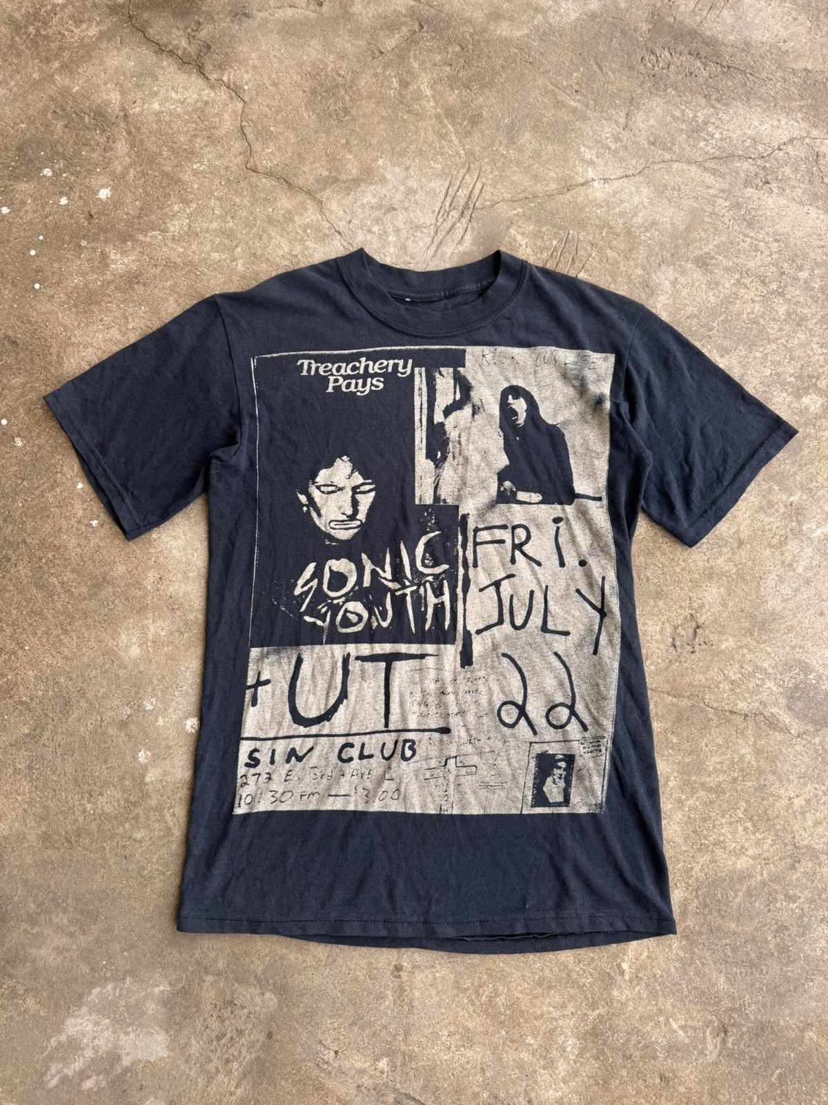 Vintage - Sonic Youth Treachery Pays Band Shirt