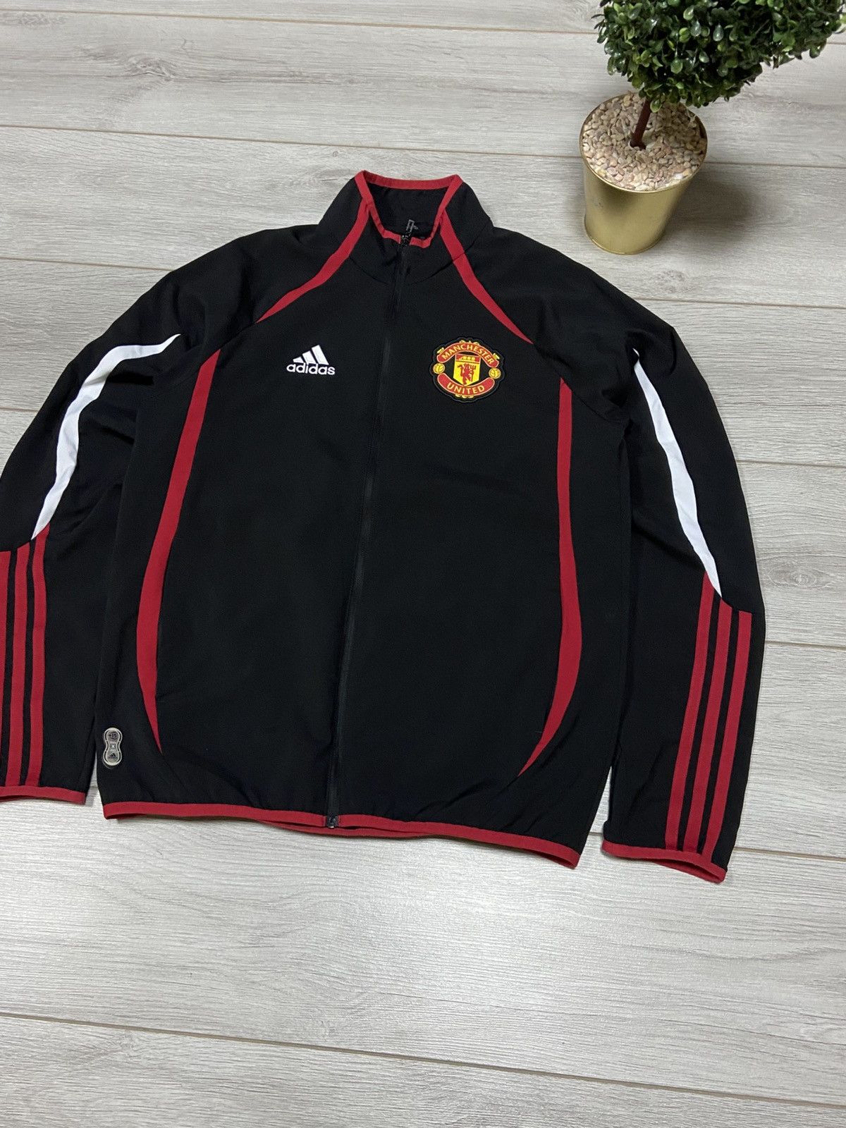 Adidas Adidas Manchester United Soccer track Jacket zip big logo Size US S / EU 44-46 / 1 - 3 Thumbnail