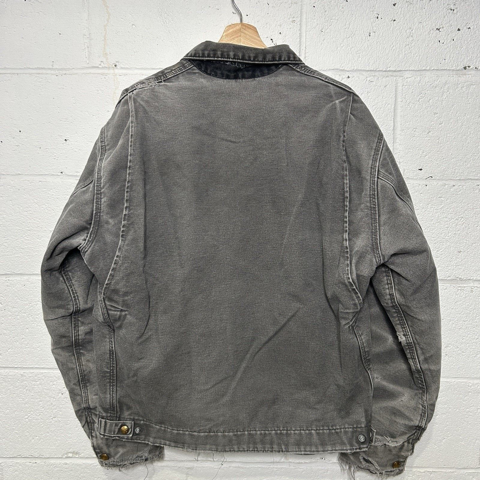 Carhartt Thrashed Vintage Carhartt Detroit Jacket “Gravel” J97 GVL Size US XL / EU 56 / 4 - 2 Thumbnail