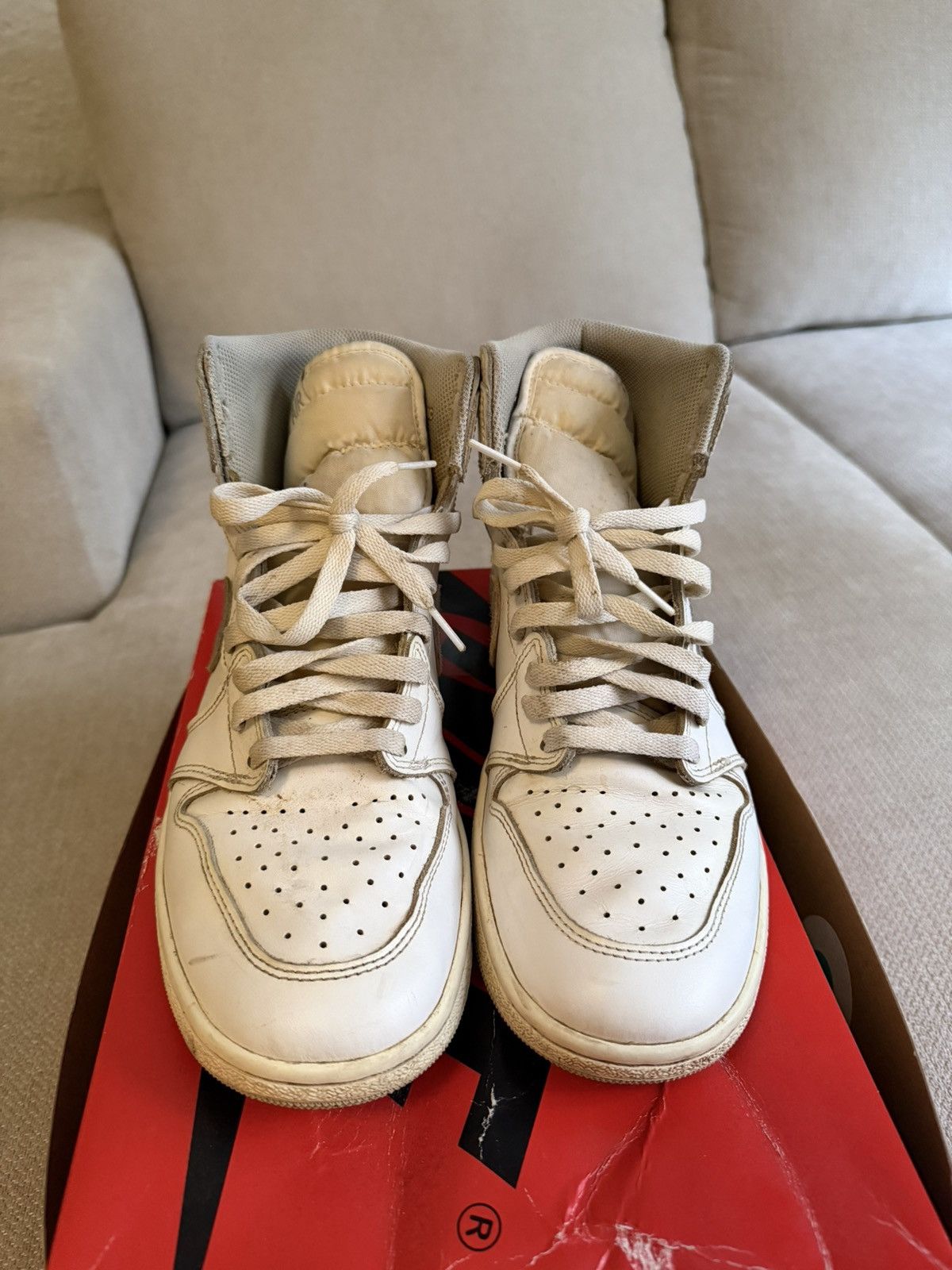Jordan Brand Jordan 1 Retro High ‘85 OG “Neutral Gray” - CUSTOM VINTAGE Size US 10 / EU 43 - 5 Thumbnail