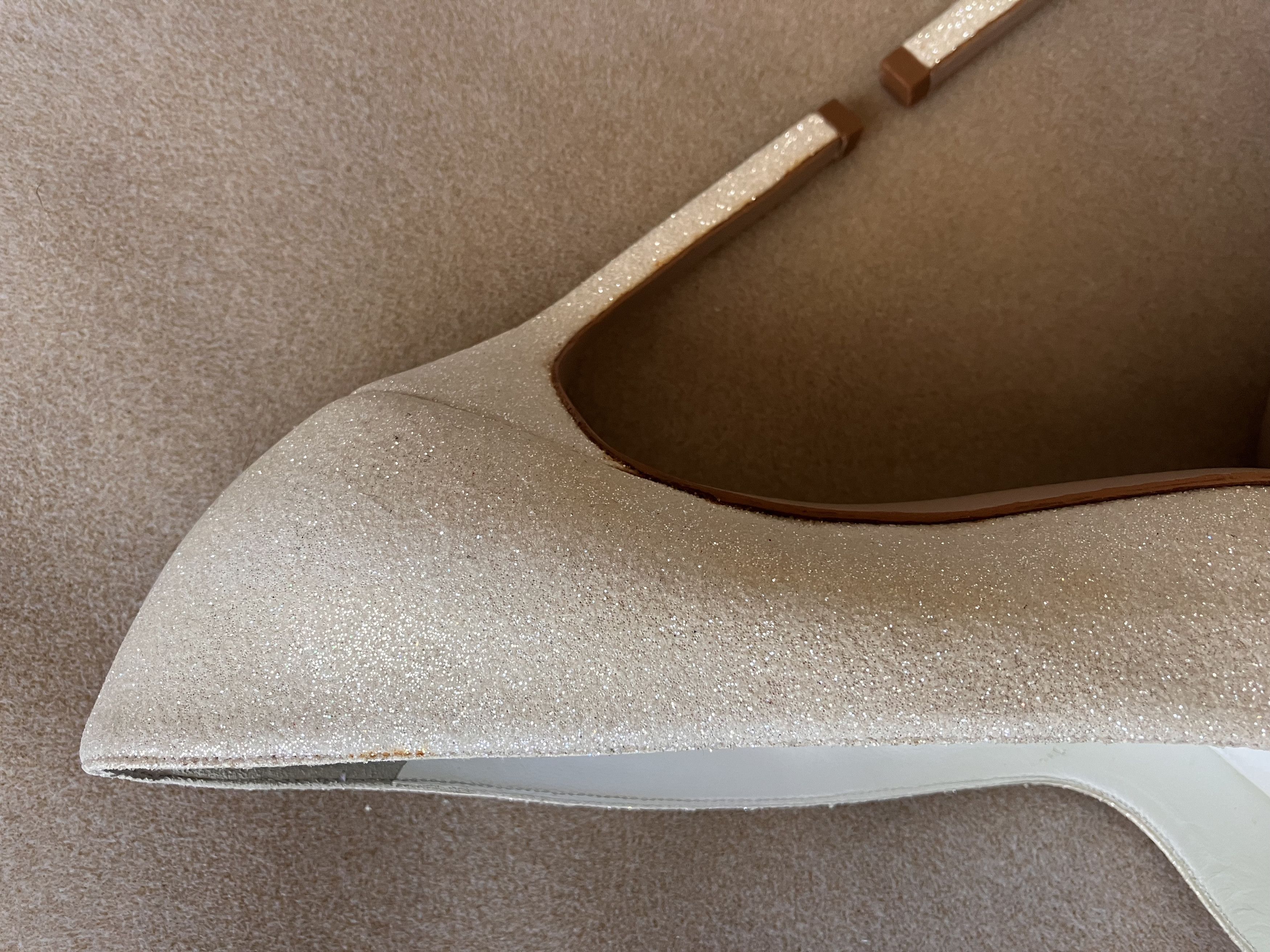 Manolo Blahnik Manolo Blahnik White Sparkly Stiletto Heels - 39 Size US 9 / IT 39 - 6 Thumbnail